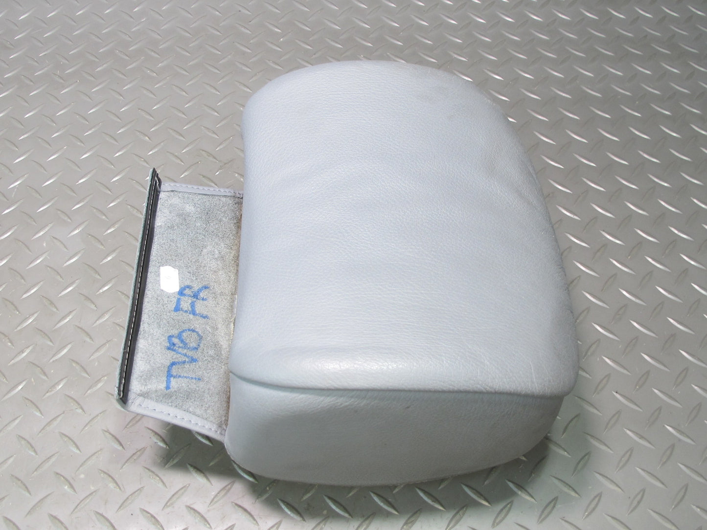 01-06 BMW E46 Convertible Front Left & Right Leather Headrest Gray OEM