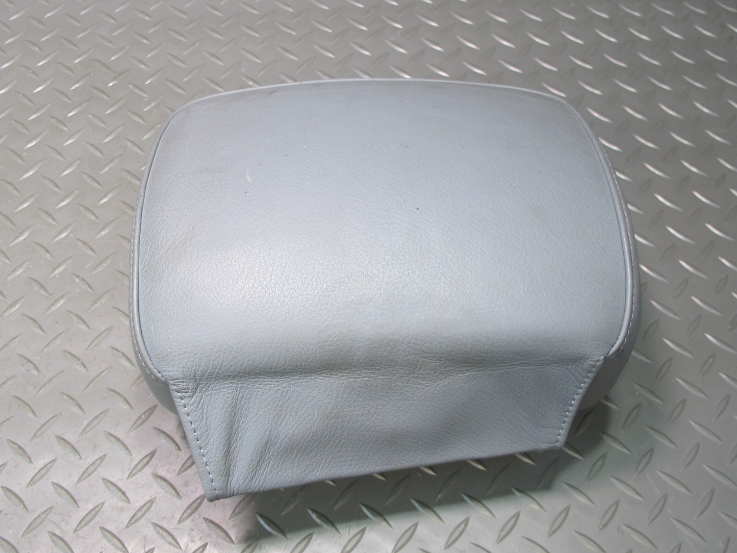 01-06 BMW E46 Convertible Front Left & Right Leather Headrest Gray OEM