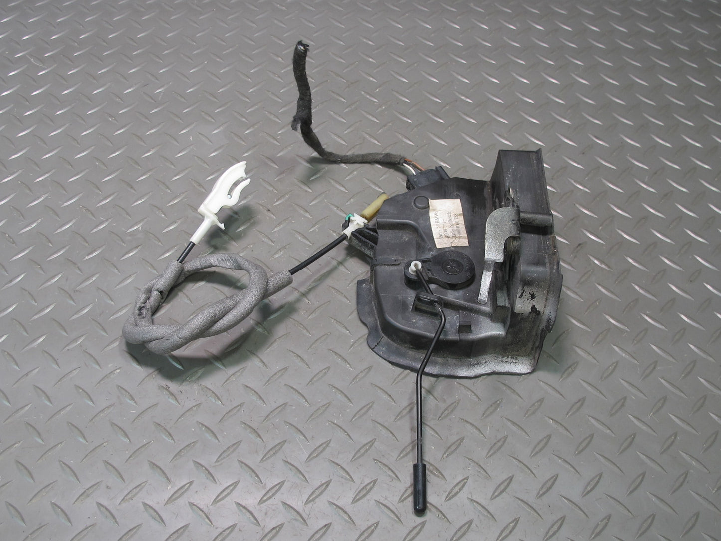 01-06 BMW E46 330Ci Coupe Convertible Right Door Lock Latch Actuator OEM