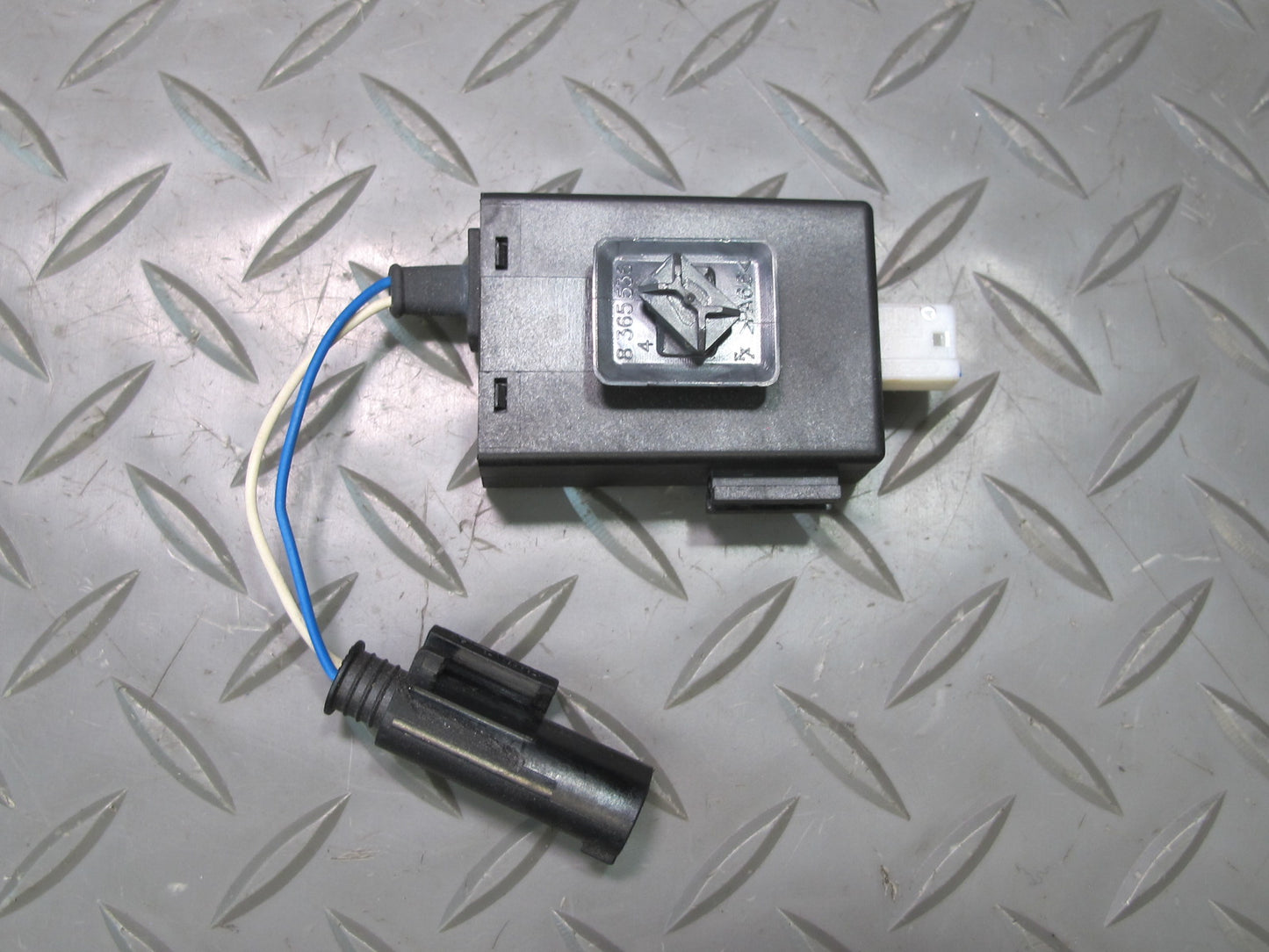 01-06 BMW E46 330Ci Seat Occupancy Sensor 8367242