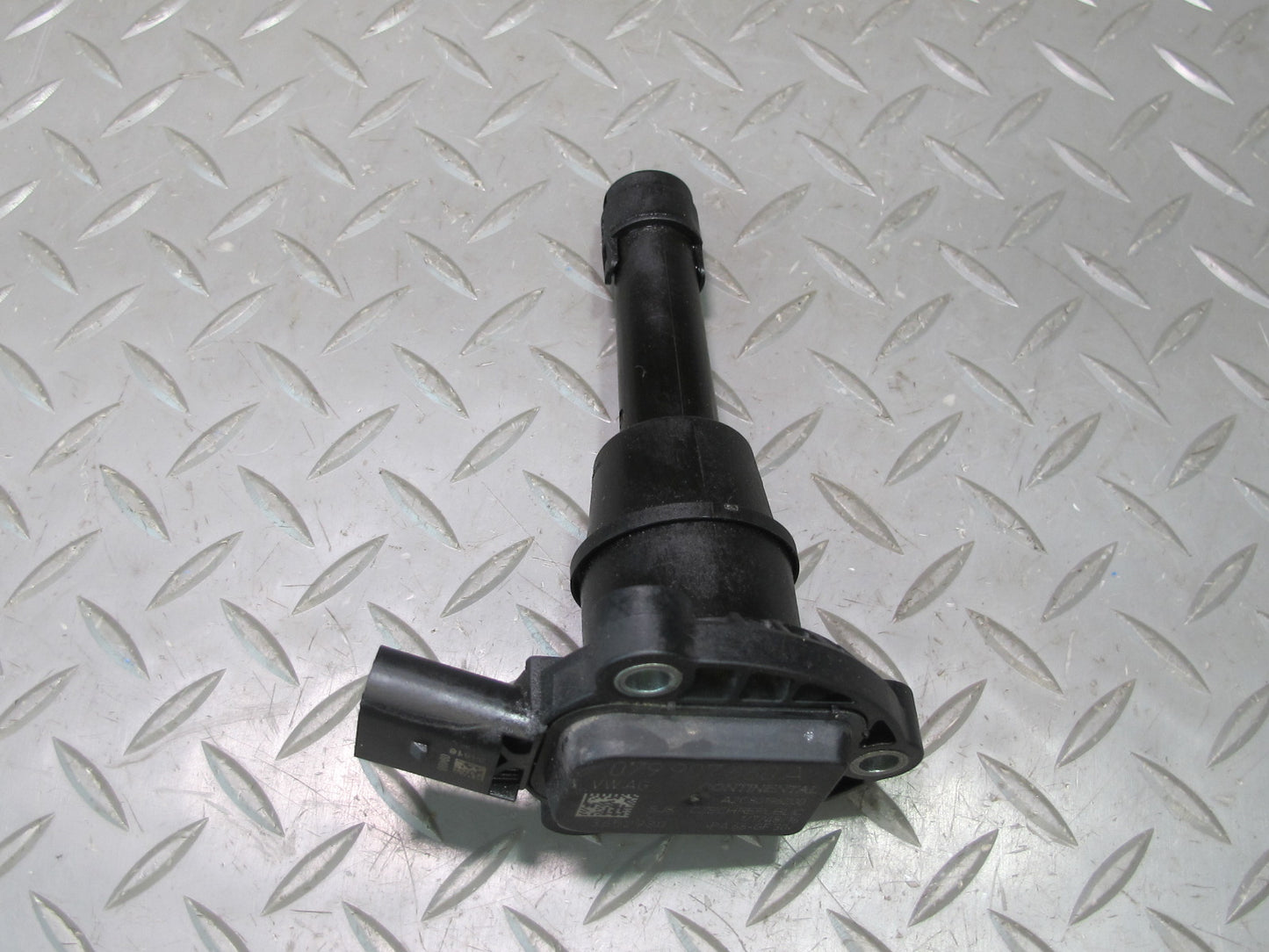 17-23 Porsche Panamera 971 2.9L Engine Oil Level Sensor 079907660A