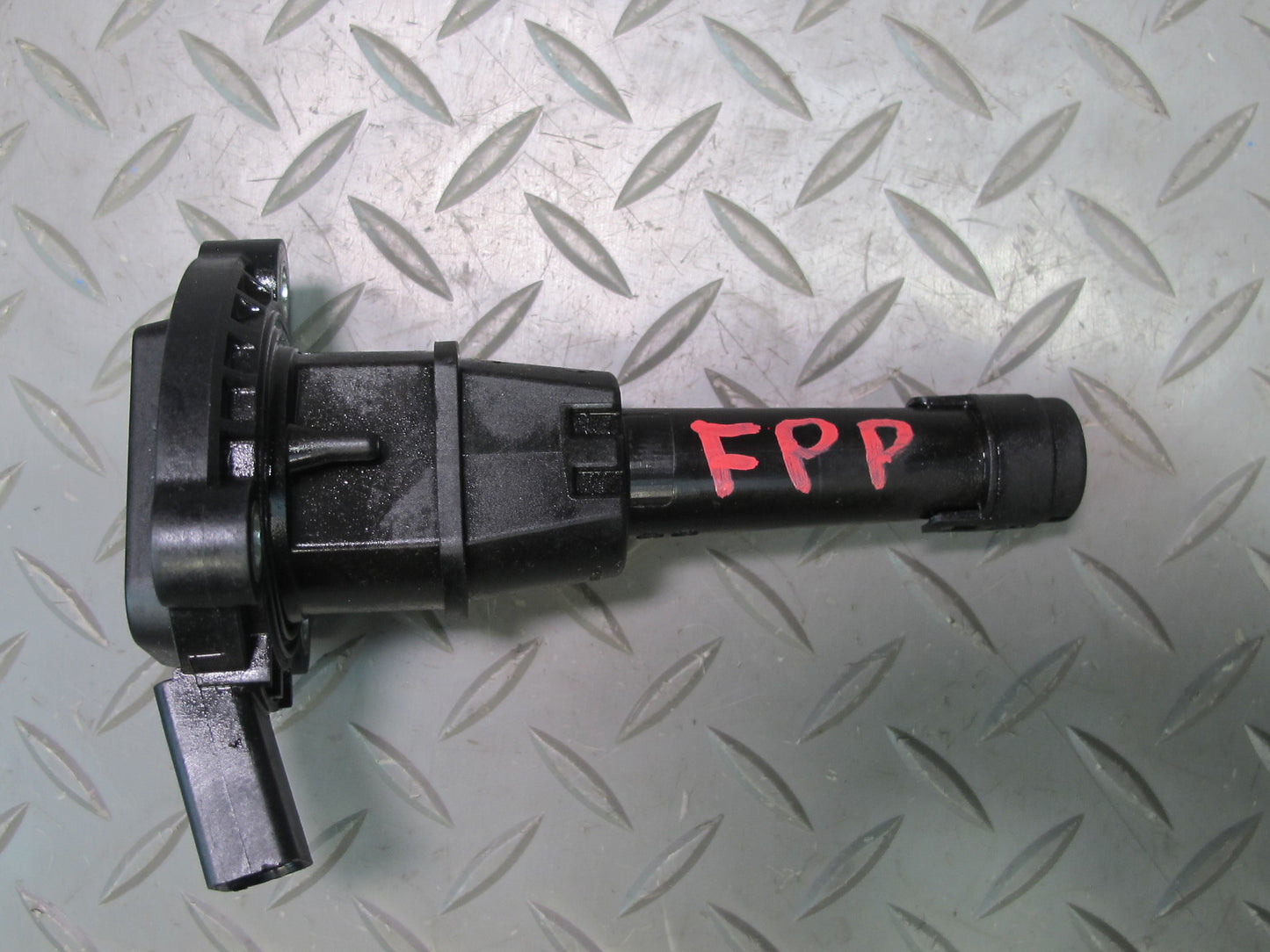 17-23 Porsche Panamera 971 2.9L Engine Oil Level Sensor 079907660A