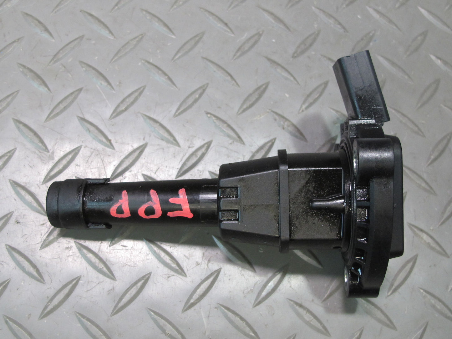 17-23 Porsche Panamera 971 2.9L Engine Oil Level Sensor 079907660A