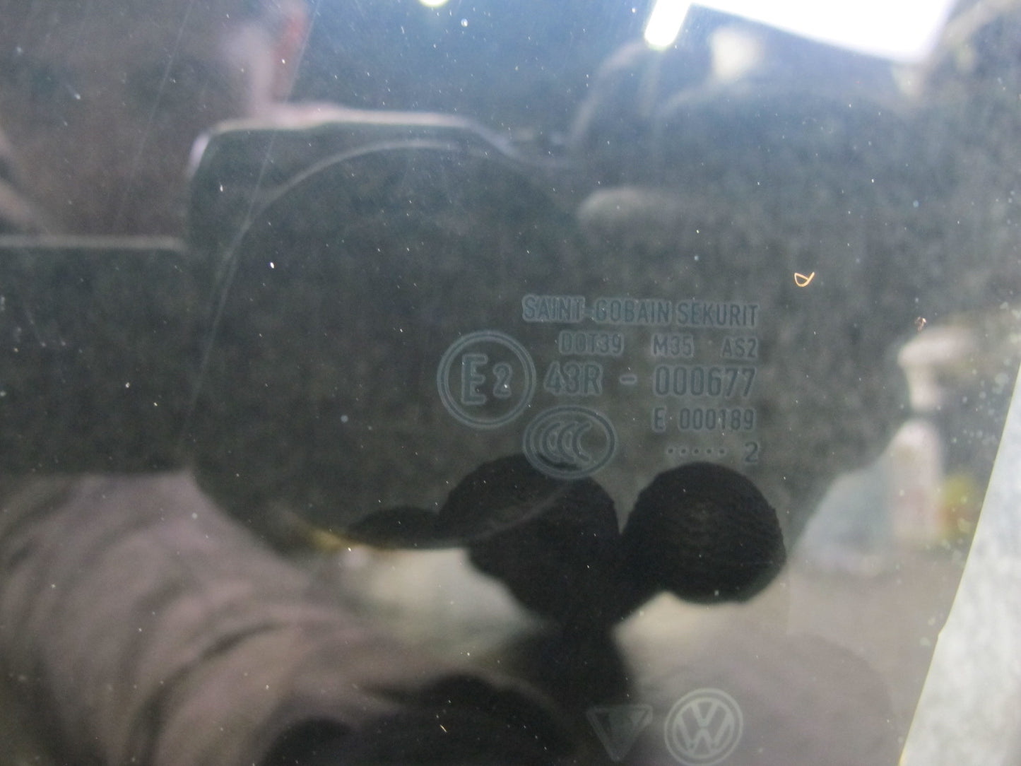 2011-2018 Porsche Cayenne 958 Front Left Driver Side Door Window Glass