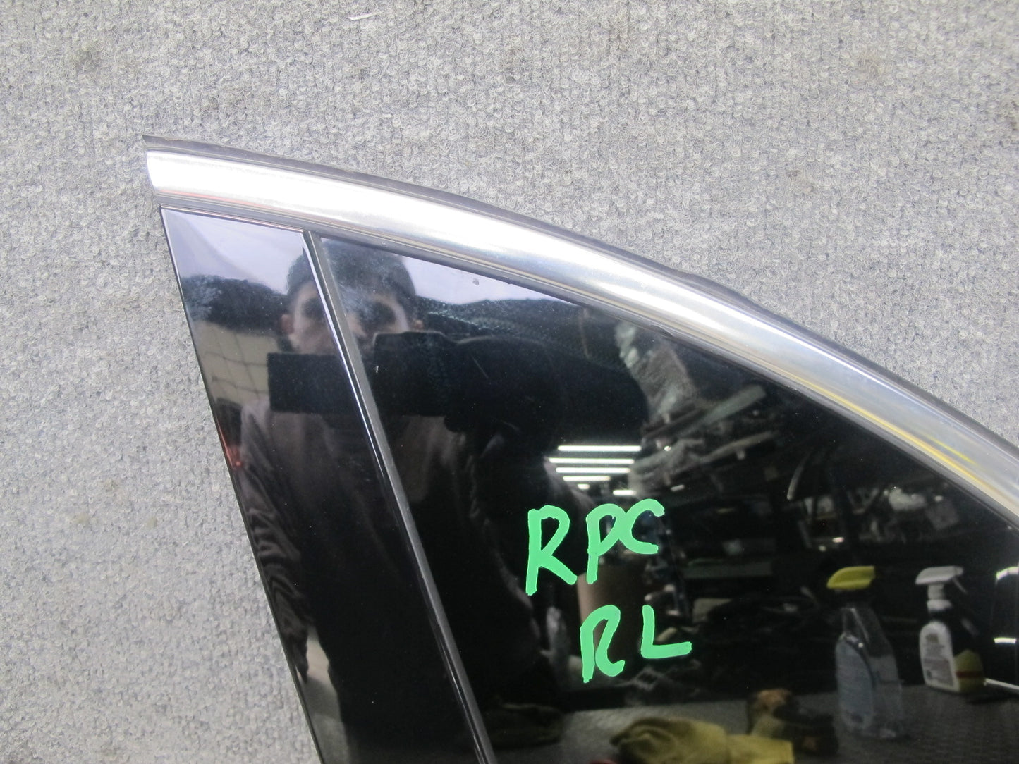 2011-2018 Porsche Cayenne 958 Rear Left Driver Side Quarter Window Glass