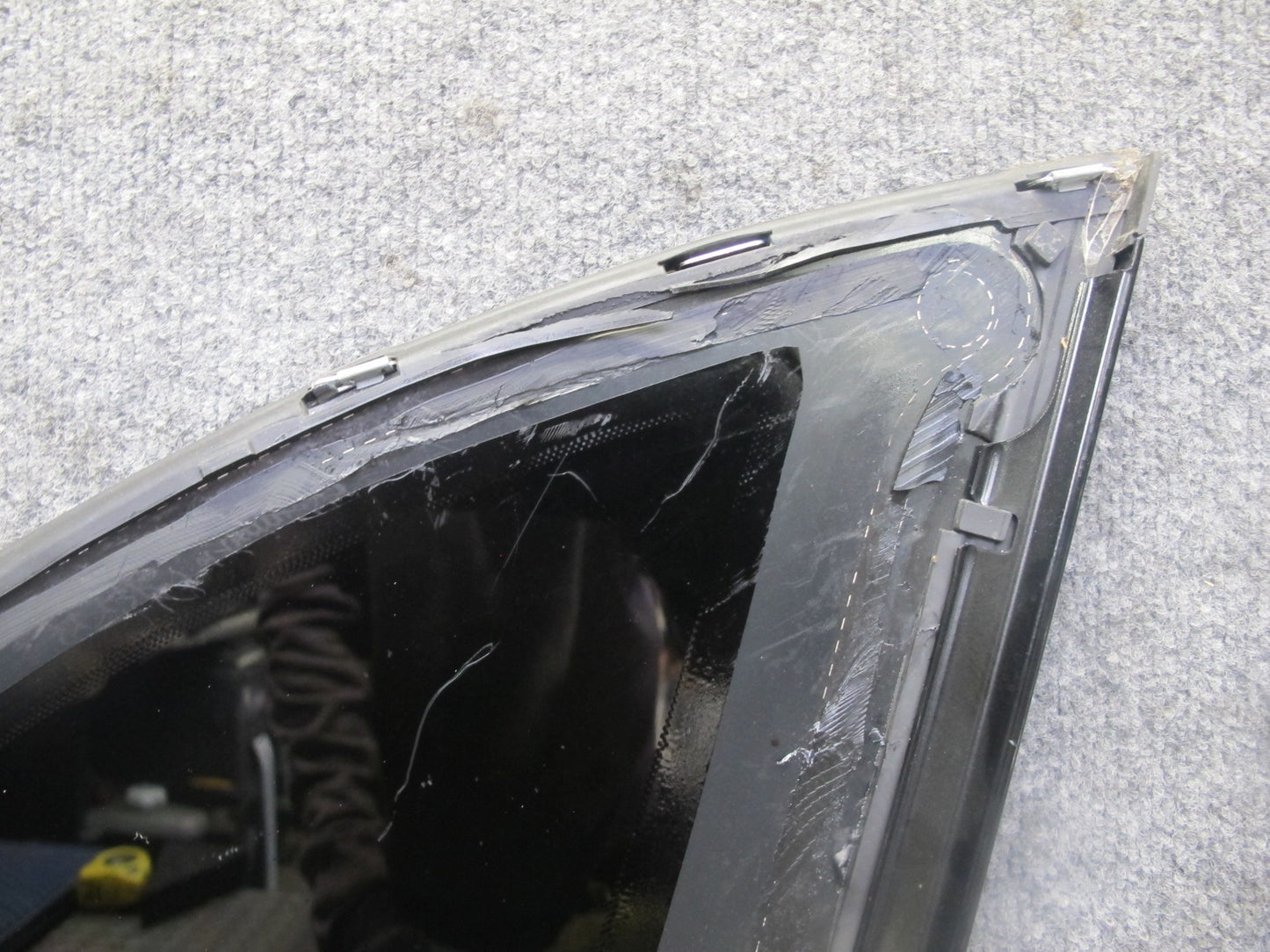 2011-2018 Porsche Cayenne 958 Rear Left Driver Side Quarter Window Glass