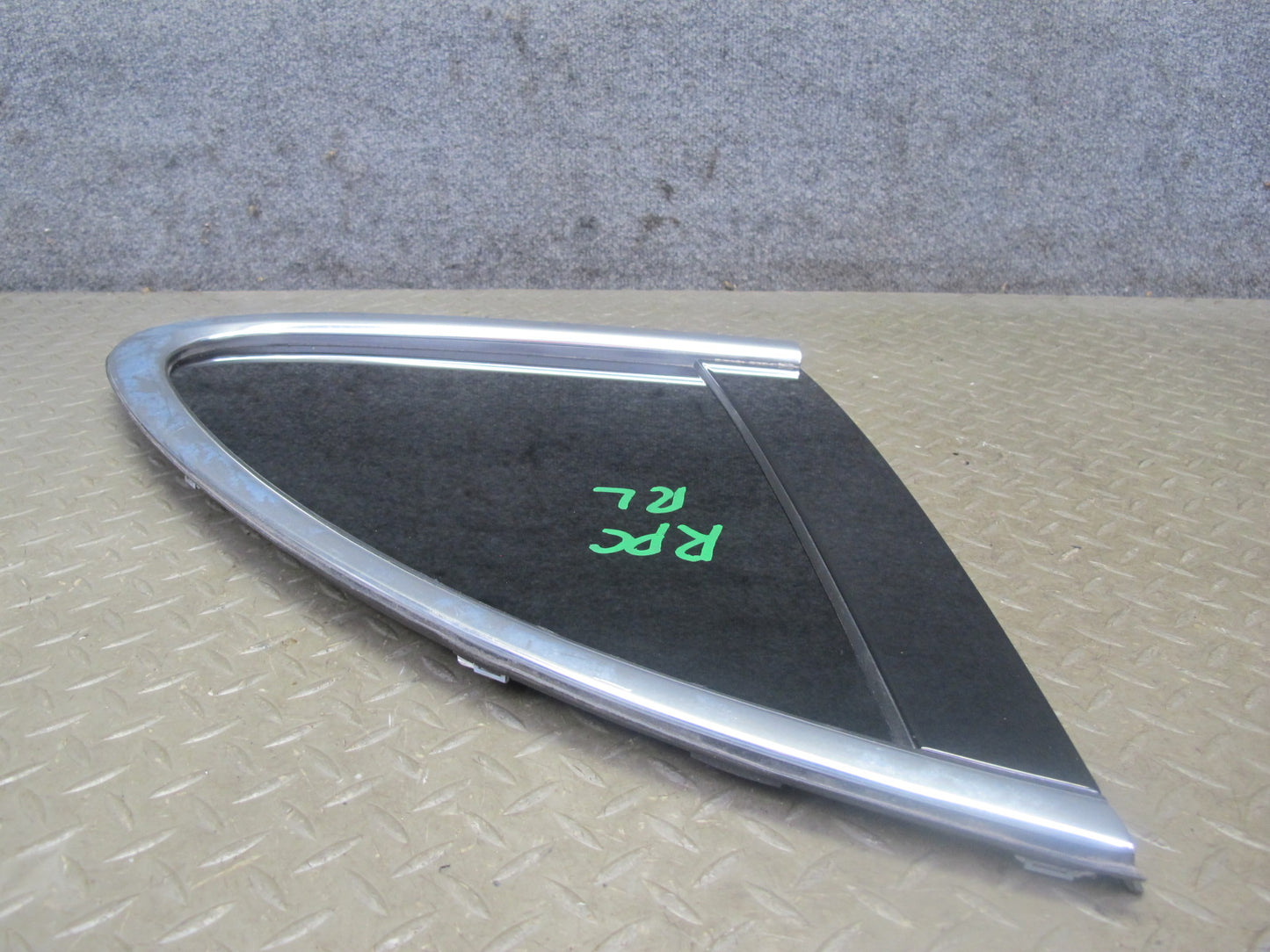 2011-2018 Porsche Cayenne 958 Rear Left Driver Side Quarter Window Glass