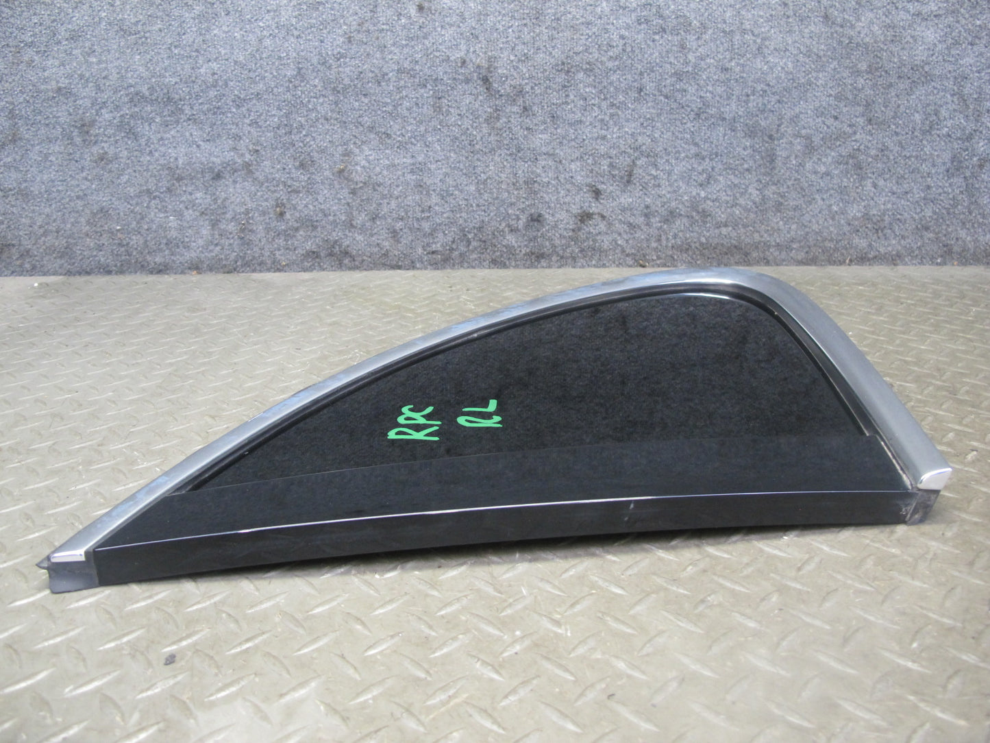 2011-2018 Porsche Cayenne 958 Rear Left Driver Side Quarter Window Glass