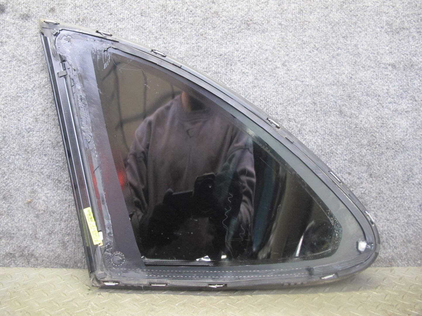 2011-2018 Porsche Cayenne 958 Rear Right Pass Side Quarter Window Glass
