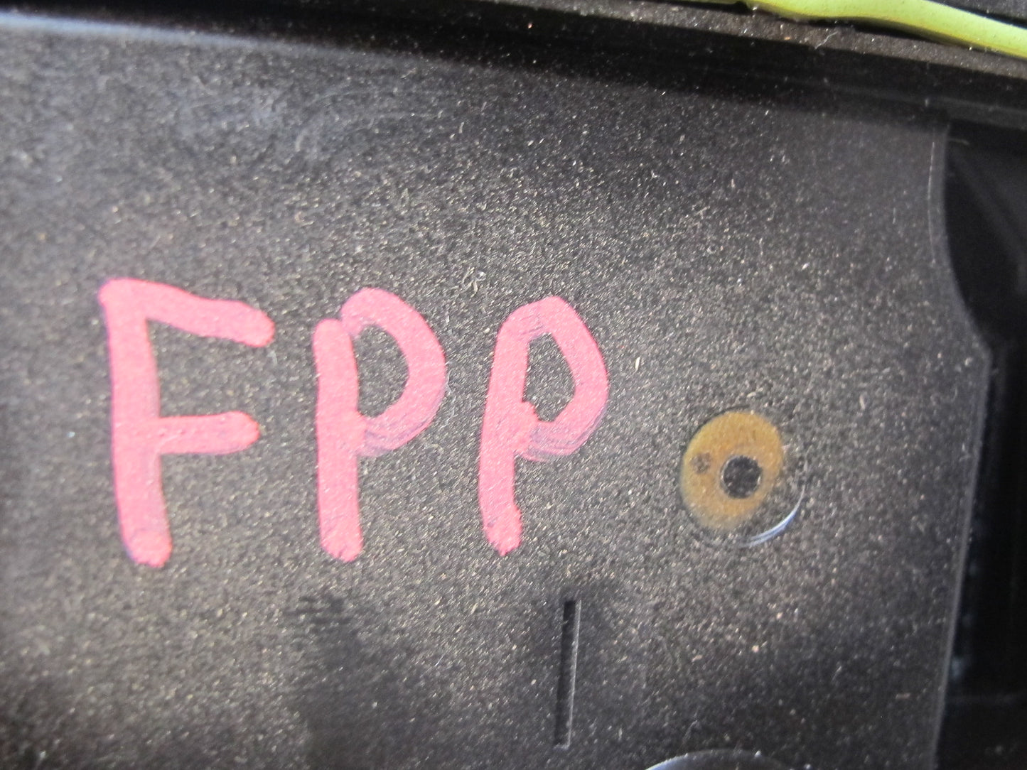 17-23 Porsche Panamera 971 2.9L Engine Cylinder Head Oil Filler Cap Separator