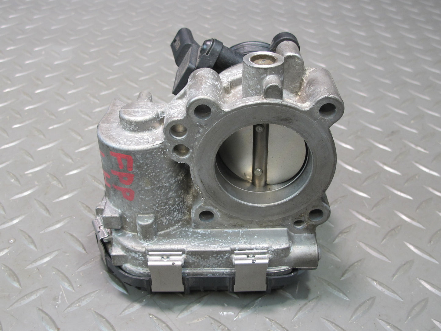 17-23 Porsche Panamera 971 2.9L Engine Motor Left Throttle Body 06M133062J