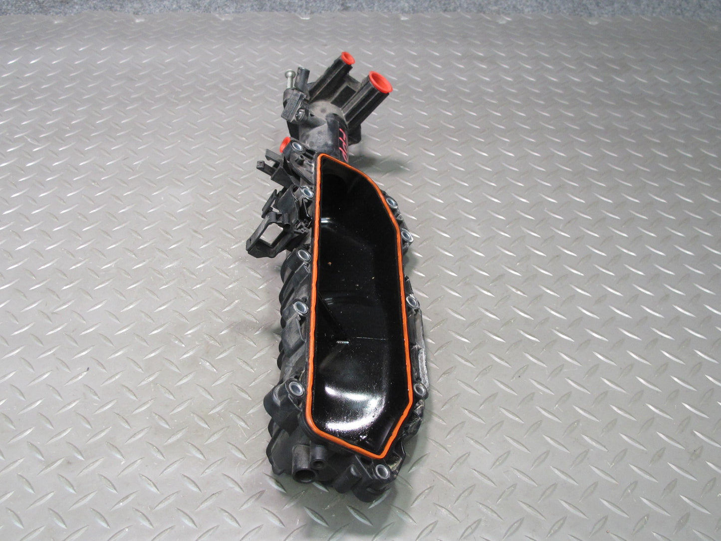 17-23 Porsche Panamera 971 2.9L Left Engine Intake Manifold w Sensor 06M133267Q