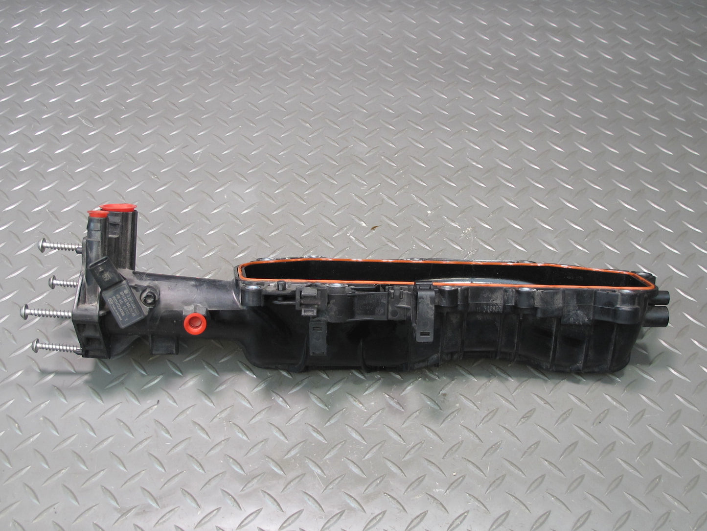 17-23 Porsche Panamera 971 2.9L Left Engine Intake Manifold w Sensor 06M133267Q