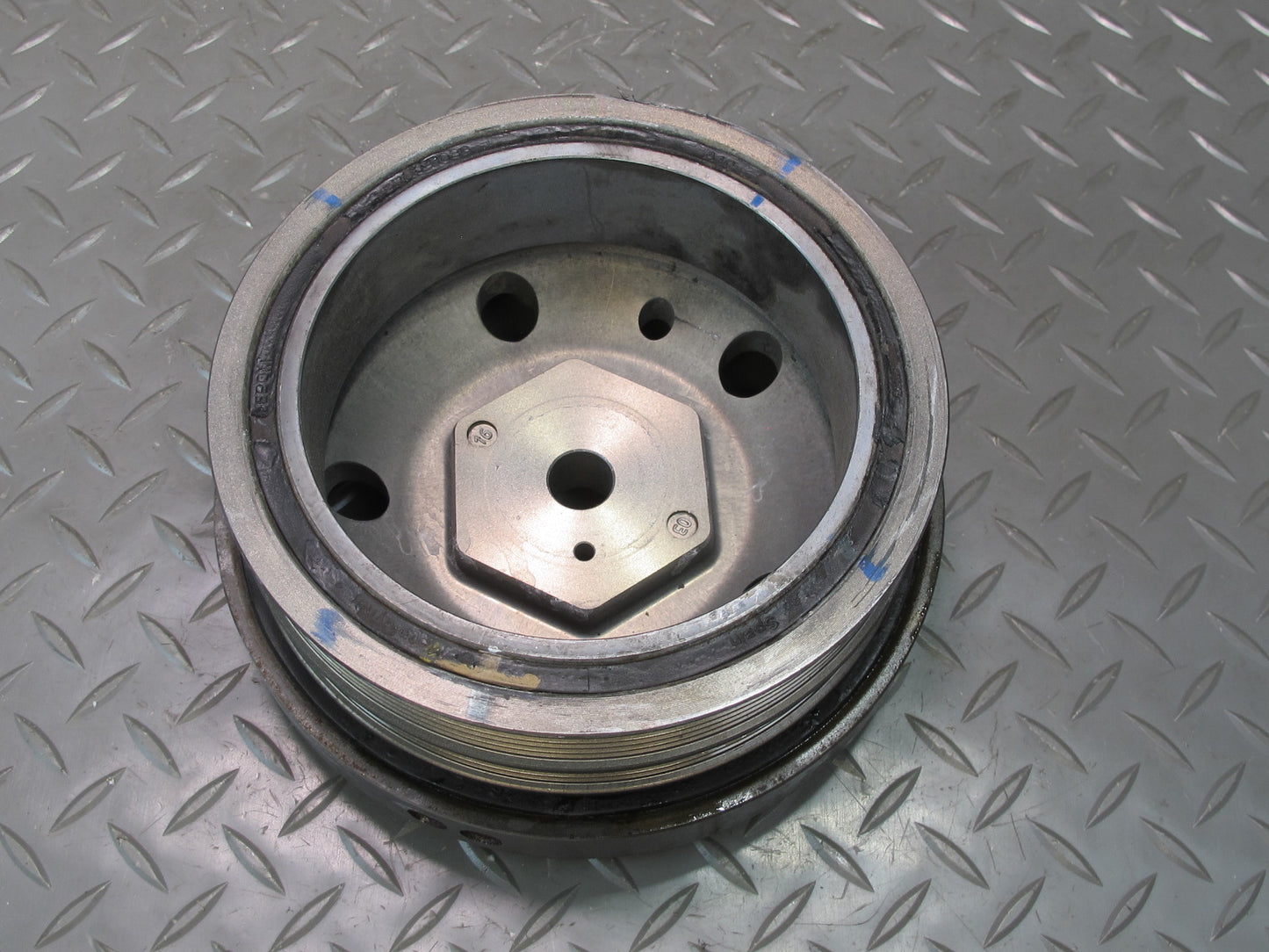 17-23 Porsche Panamera 971 2.9L Engine Crankshaft Pulley SPN038882 43K Miles