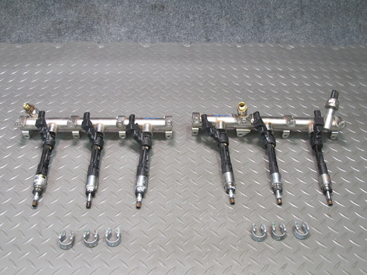 17-18 Porsche Panamera 971 2.9L Left & Right Fuel Rail w Injectors 43k Miles