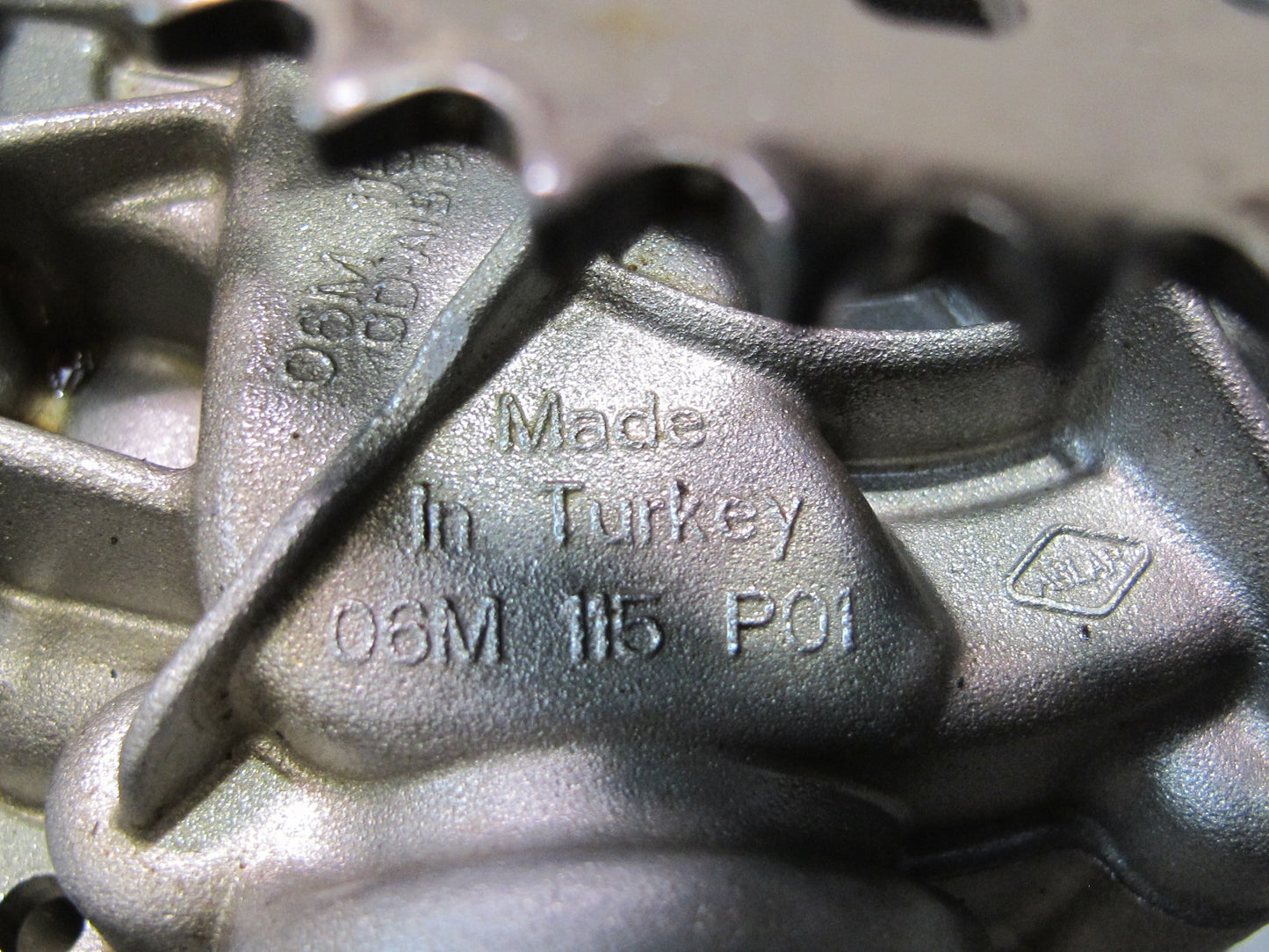 17-23 Porsche Panamera 971 2.9L Engine Motor Oil Pump w Sprocket 06M115P01