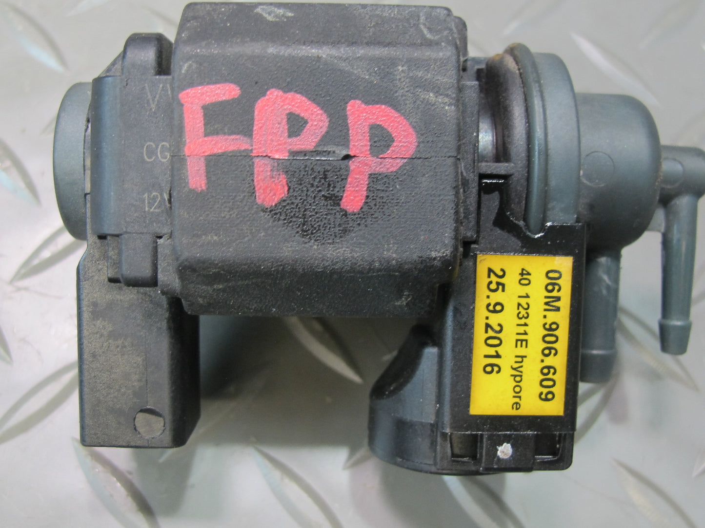 17-23 Porsche Panamera 971 2.9L Engine Thermostat Purge Solenoid Valve Set