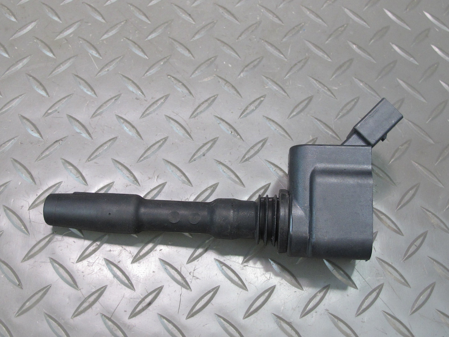 17-23 Porsche Panamera 971 Engine Ignition Coil Spark Plug 06H905110G Set of 3