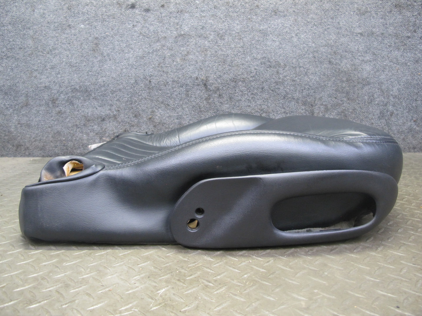 97-04 Chevrolet Corvette C5 Right Passenger Seat Lower Cushion Leather Black OEM