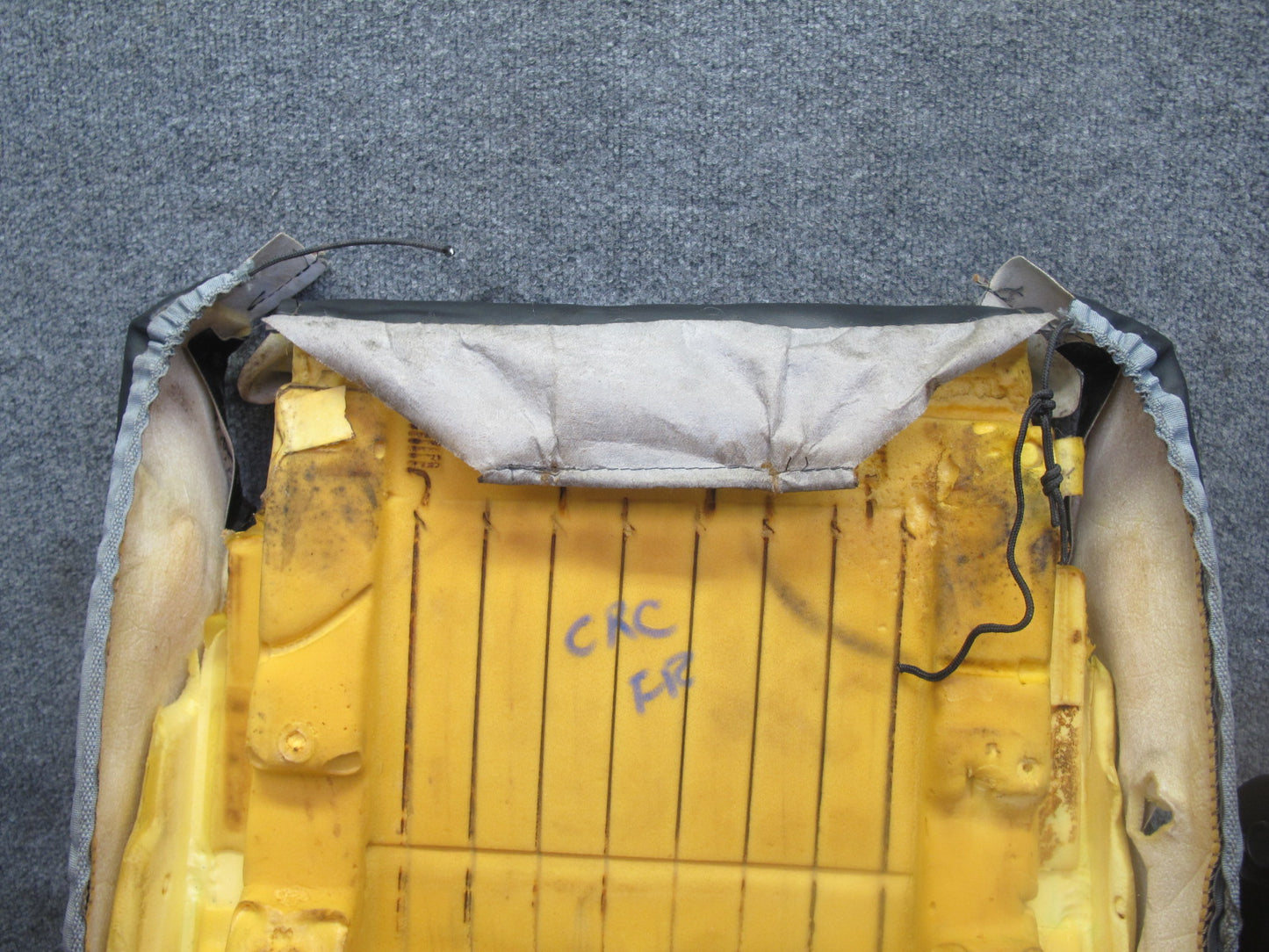 97-04 Chevrolet Corvette C5 Right Passenger Seat Lower Cushion Leather Black OEM