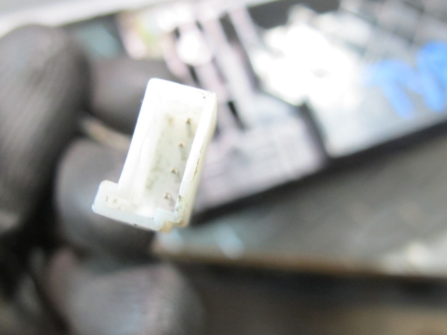 01-06 BMW E46 Convertible Dash Glove Box Storage Compartment Door Lid OEM