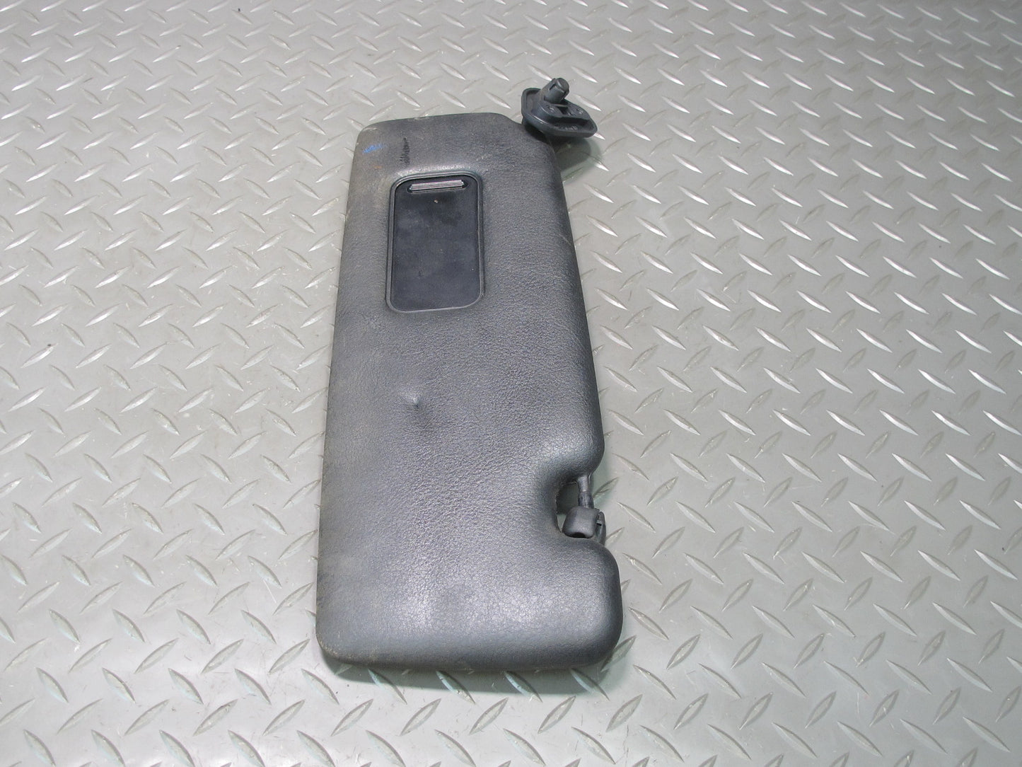 01-06 BMW E46 330ci Convertible Set of 2 Front Left & Right Sun Visor OEM