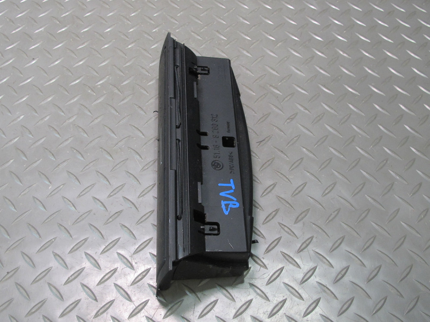 01-06 BMW E46 3-SERIES Front Center Console Glasses Tray Storage 8260312 OEM