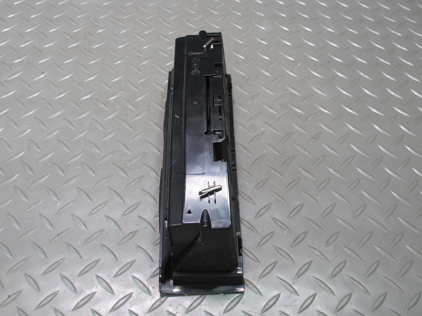 01-06 BMW E46 3-SERIES Front Center Console Glasses Tray Storage 8260312 OEM