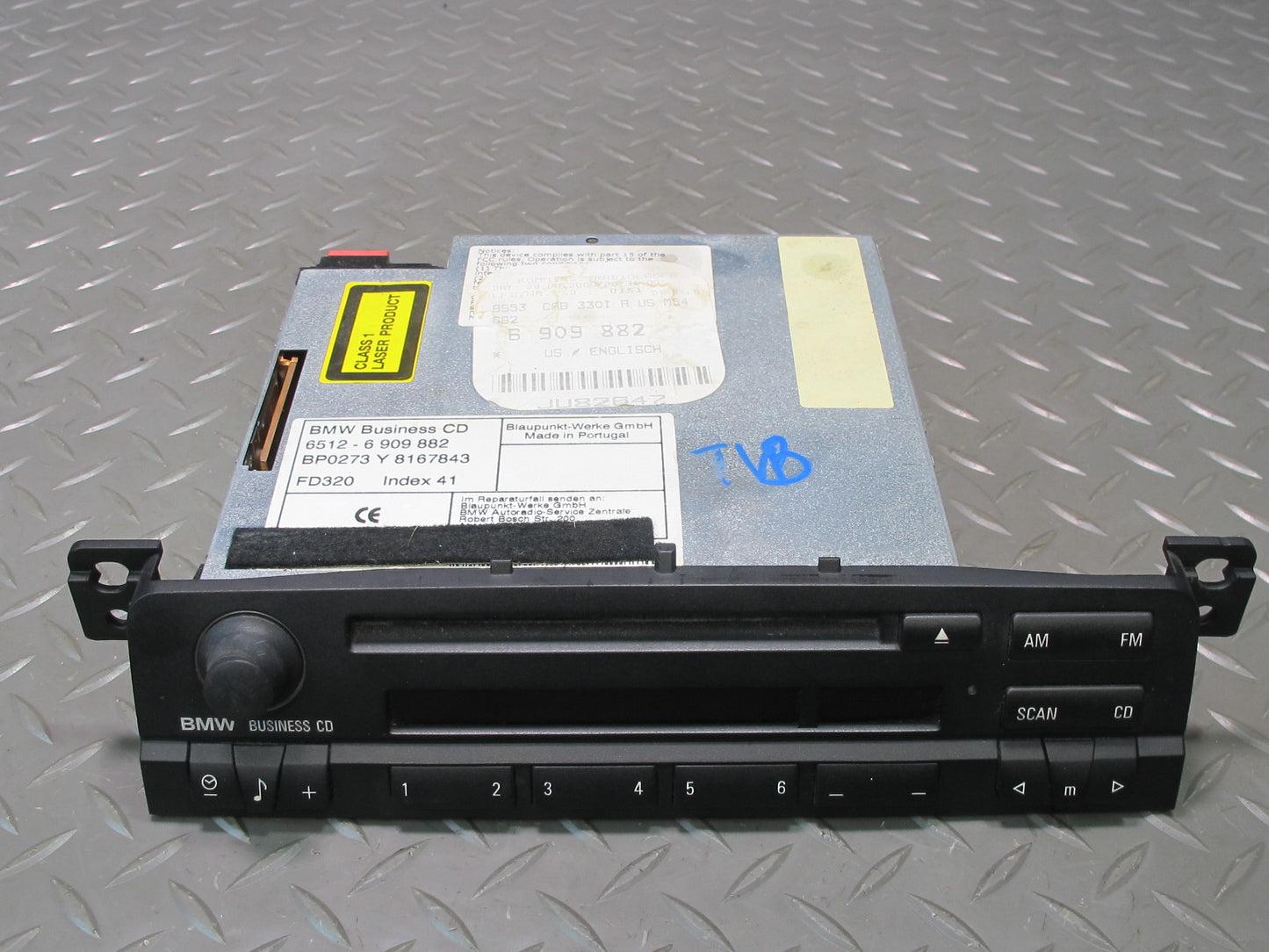 01-02 BMW E46 330Ci Radio Car Stereo CD Player Receiver 6909882 OEM