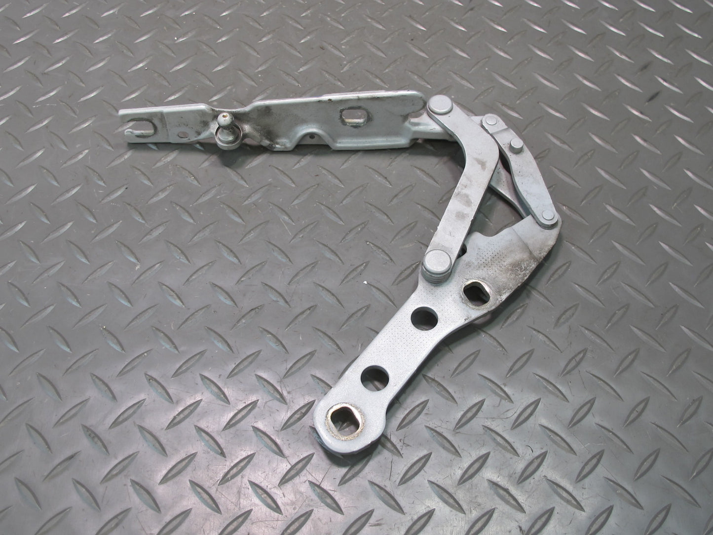 01-06 BMW E46 330Ci Set of 2 Front Left & Right Hood Hinge OEM