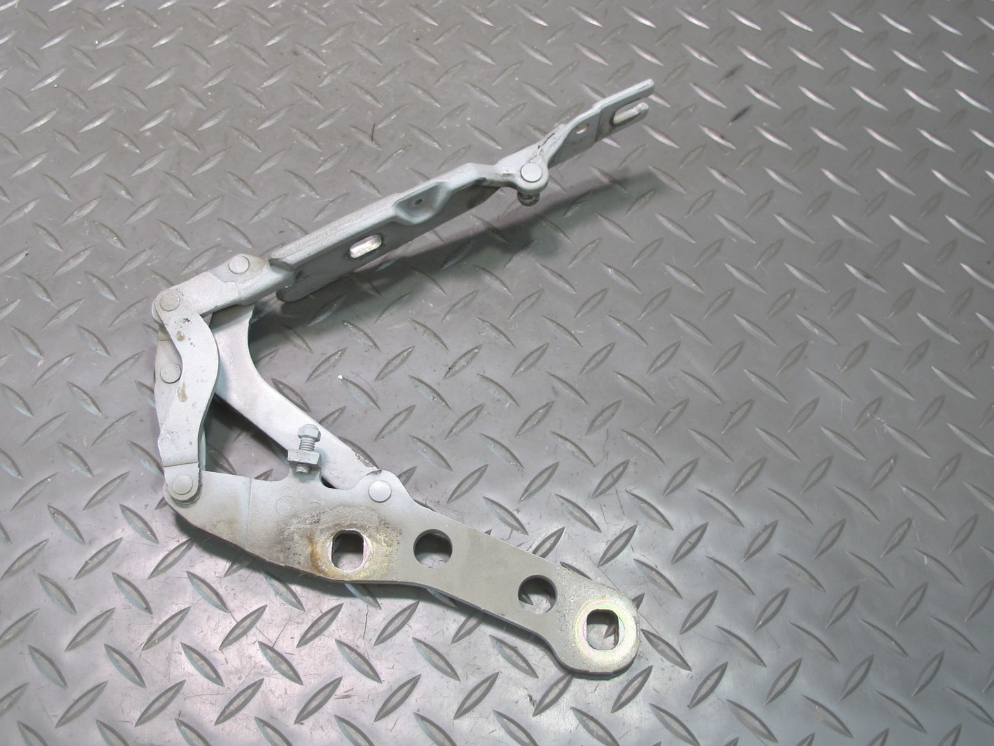 01-06 BMW E46 330Ci Set of 2 Front Left & Right Hood Hinge OEM