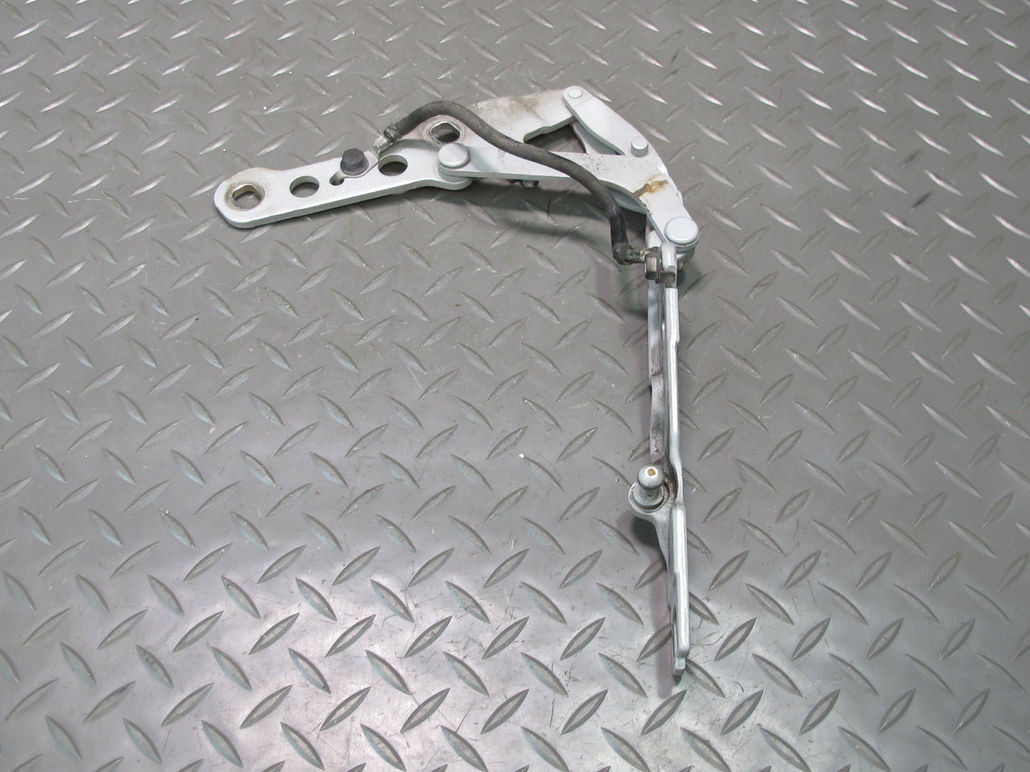 01-06 BMW E46 330Ci Set of 2 Front Left & Right Hood Hinge OEM