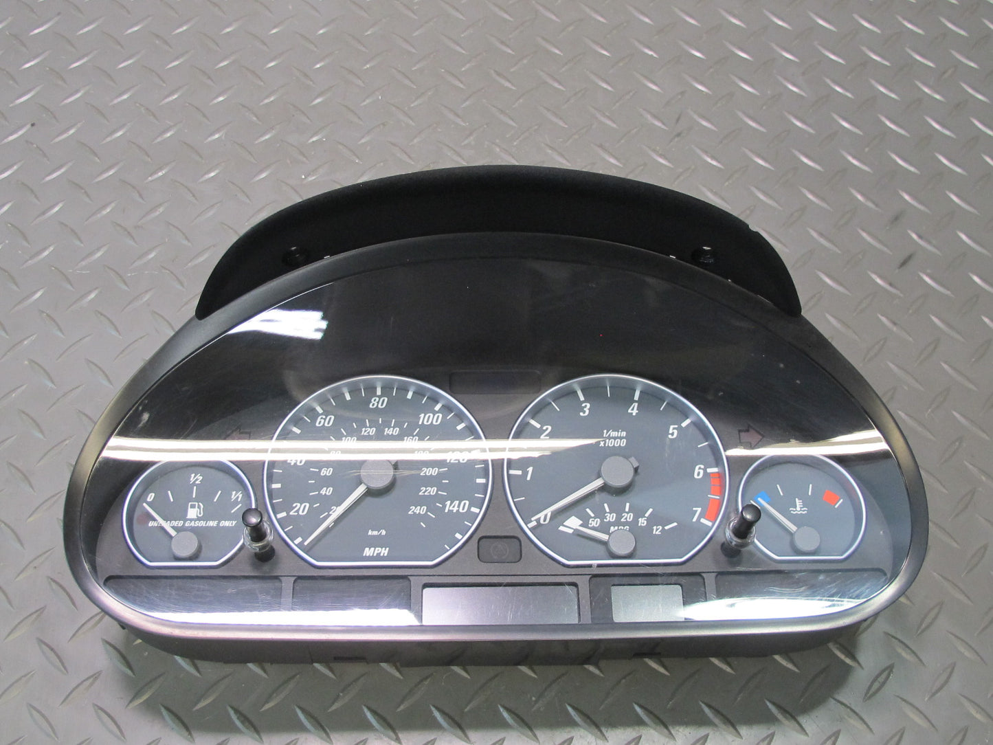 01-06 BMW E46 330Ci A/T Instrument Cluster Gauge Speedometer 6906881 OEM