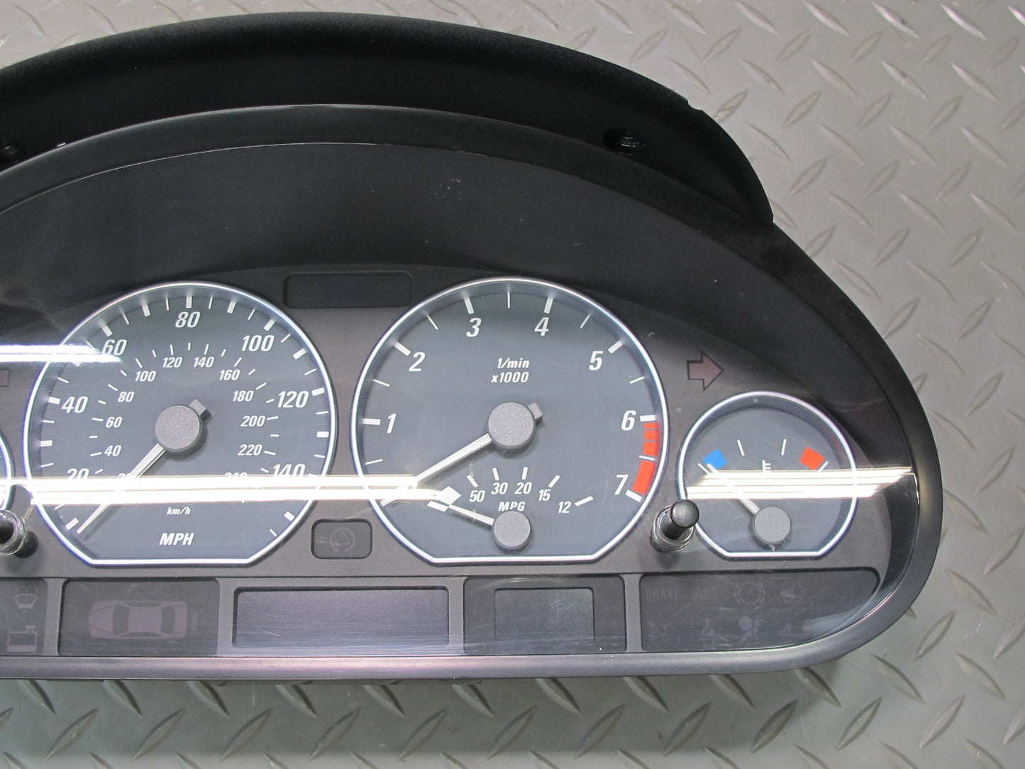 01-06 BMW E46 330Ci A/T Instrument Cluster Gauge Speedometer 6906881 OEM