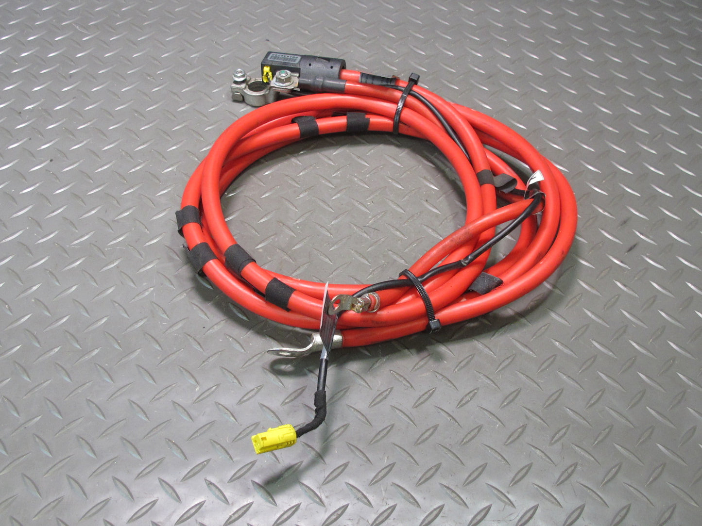 01-06 BMW E46 330Ci M54 Plus Pole Positive Battery Cable 6903180 OEM