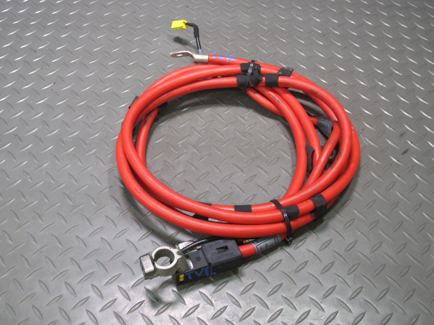 01-06 BMW E46 330Ci M54 Plus Pole Positive Battery Cable 6903180 OEM