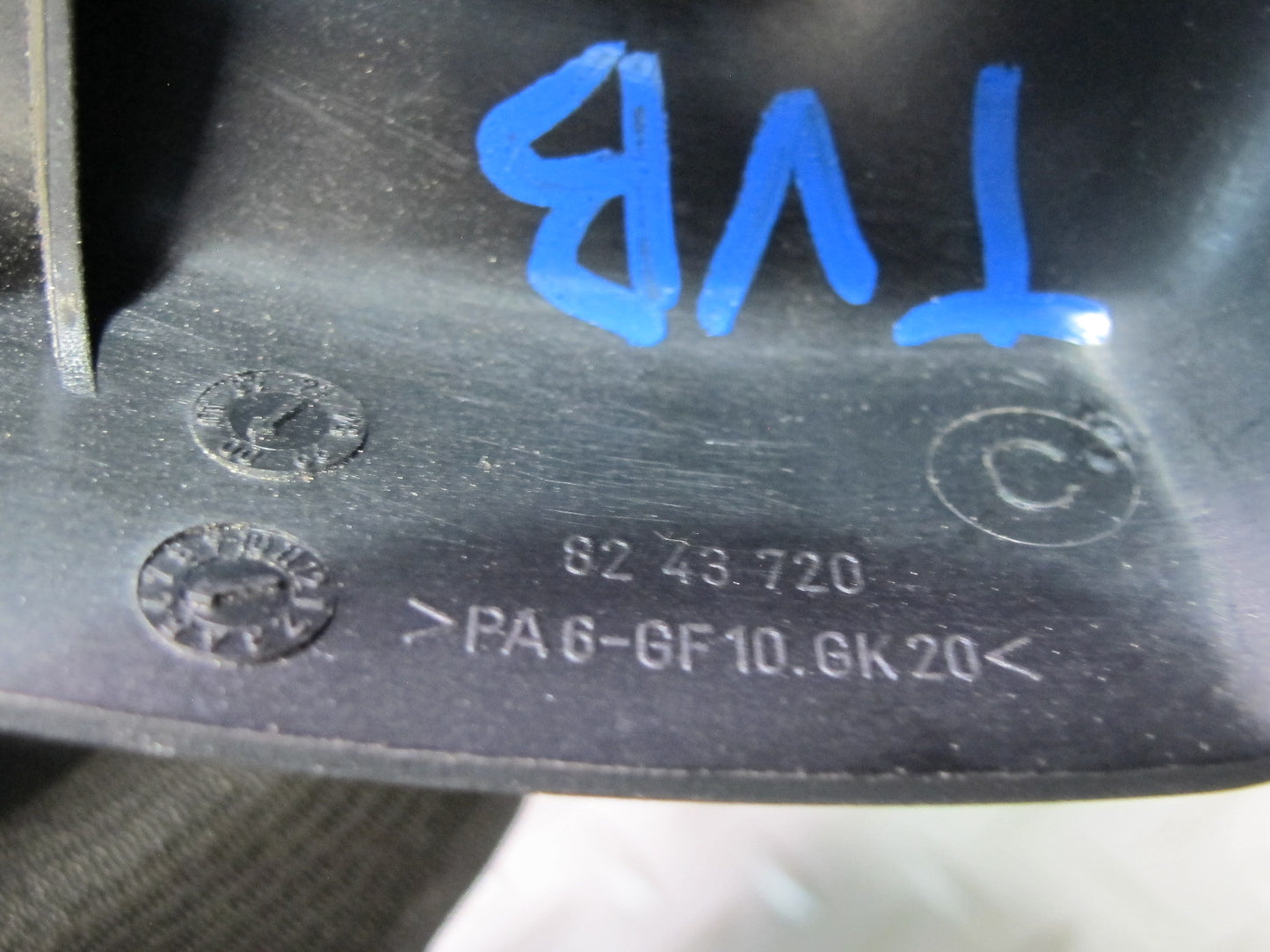 01-06 BMW E46 330Ci Convert Auto Dim Interior Rear View Mirror w Homelink OEM