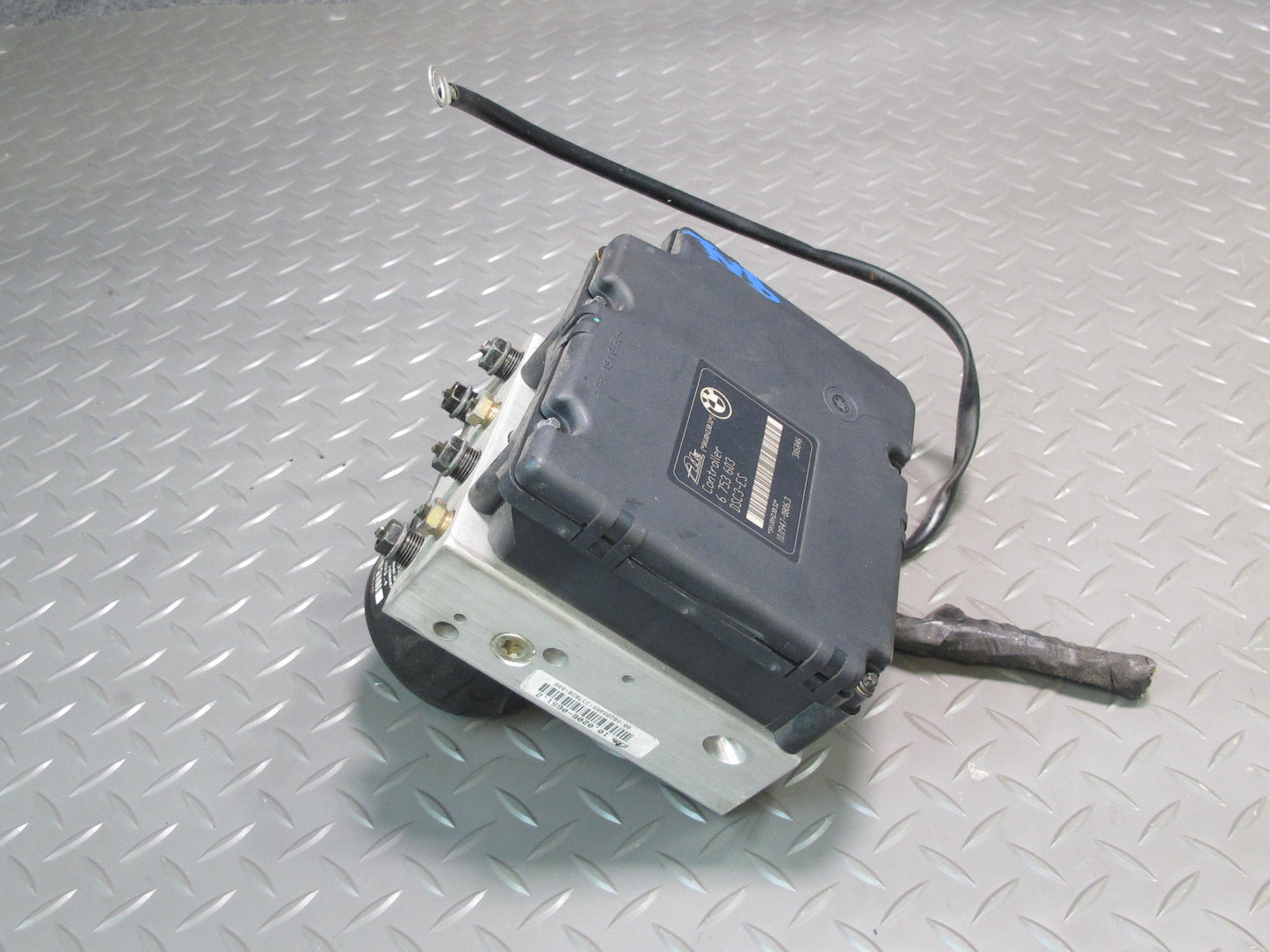 2001 BMW E46 330Ci M54 Anti Lock Brake ABS DSC Pump Module 6753603 OEM