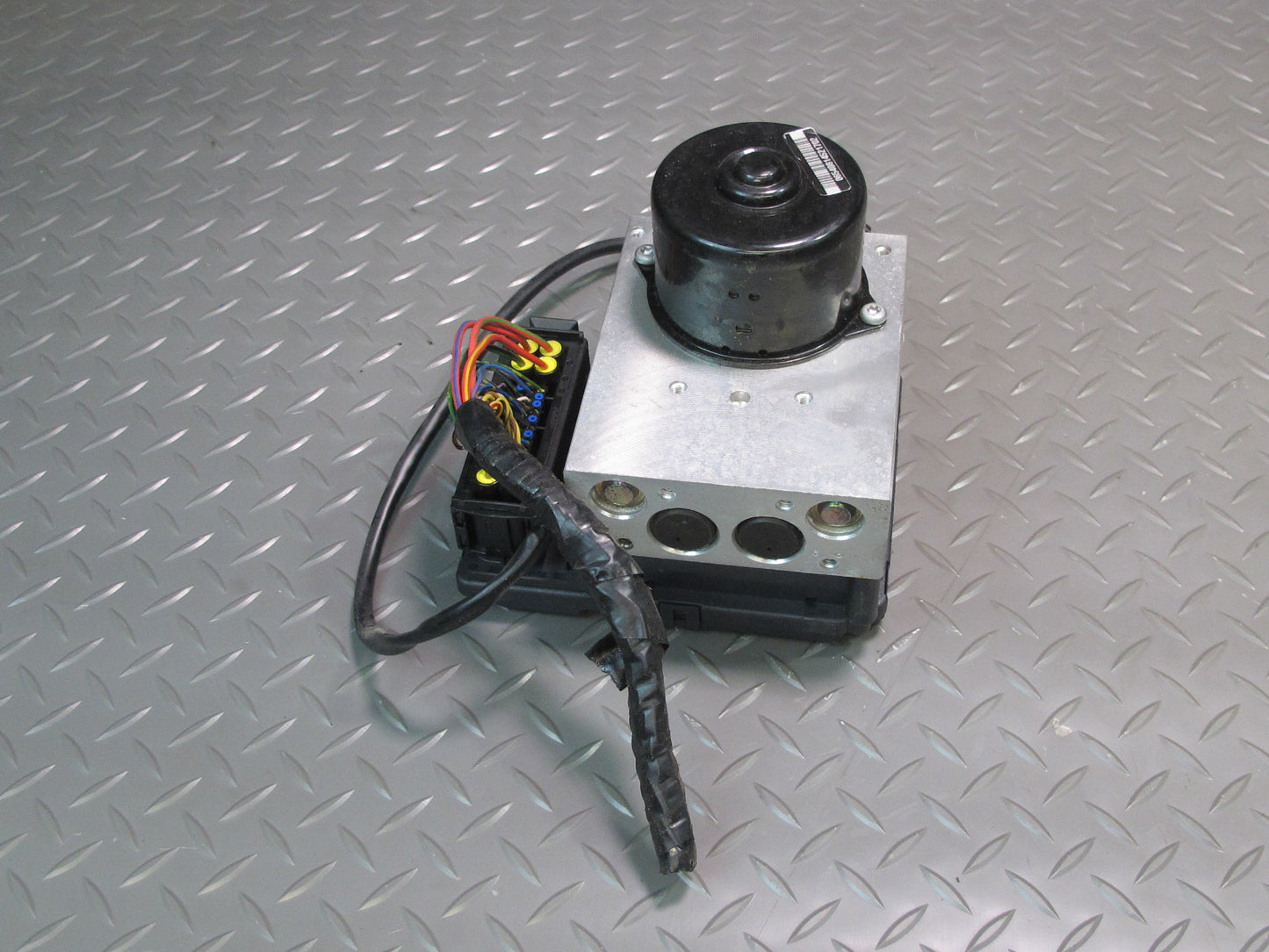 2001 BMW E46 330Ci M54 Anti Lock Brake ABS DSC Pump Module 6753603 OEM