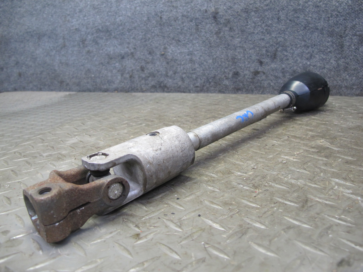 97-98 Chevrolet Corvette C5 Steering Column Intermediate U Joint Shaft OEM