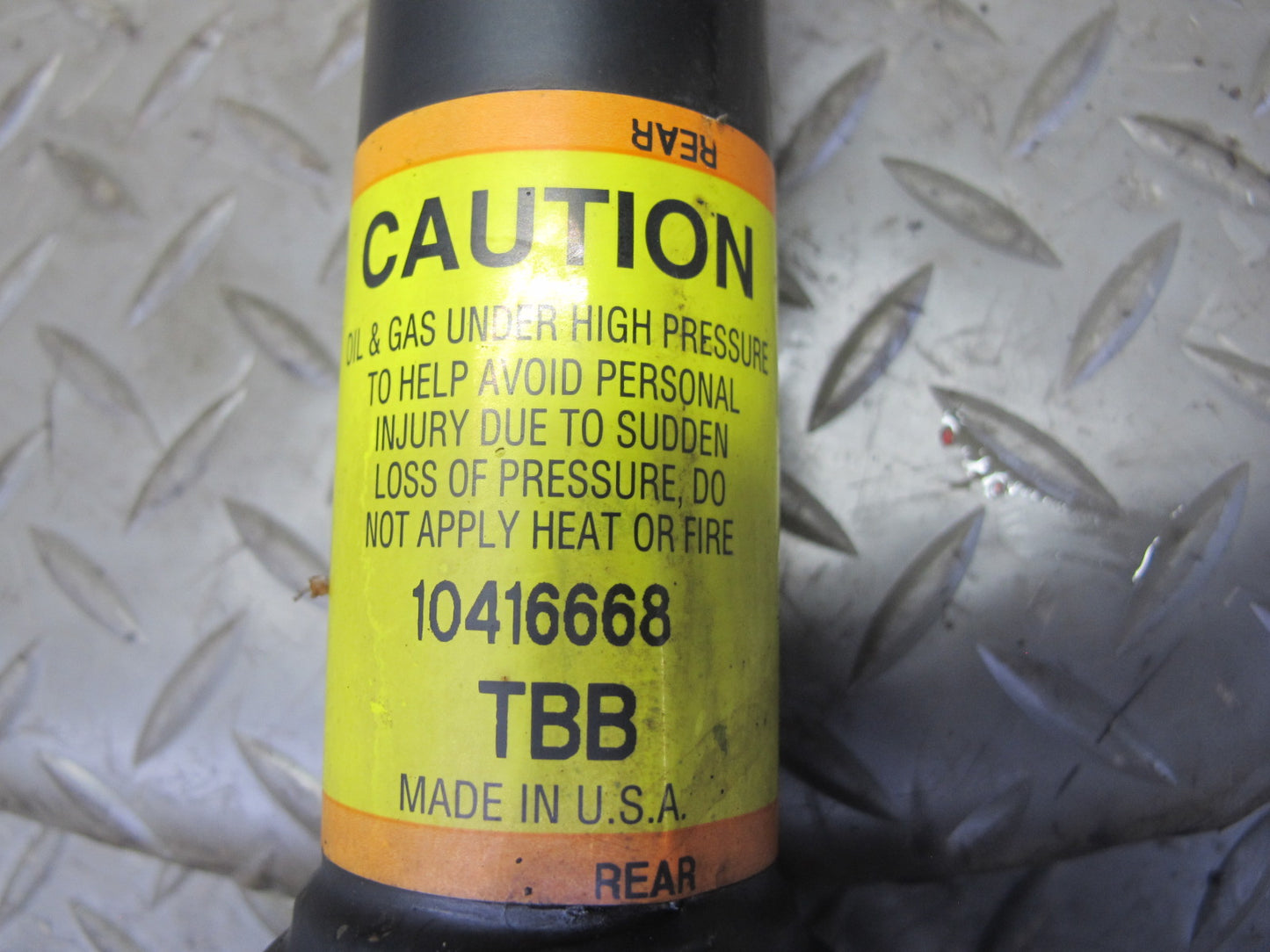 97-04 Chevrolet Corvette C5 Set of 2 Rear Left & Right Strut Shock Absorber OEM