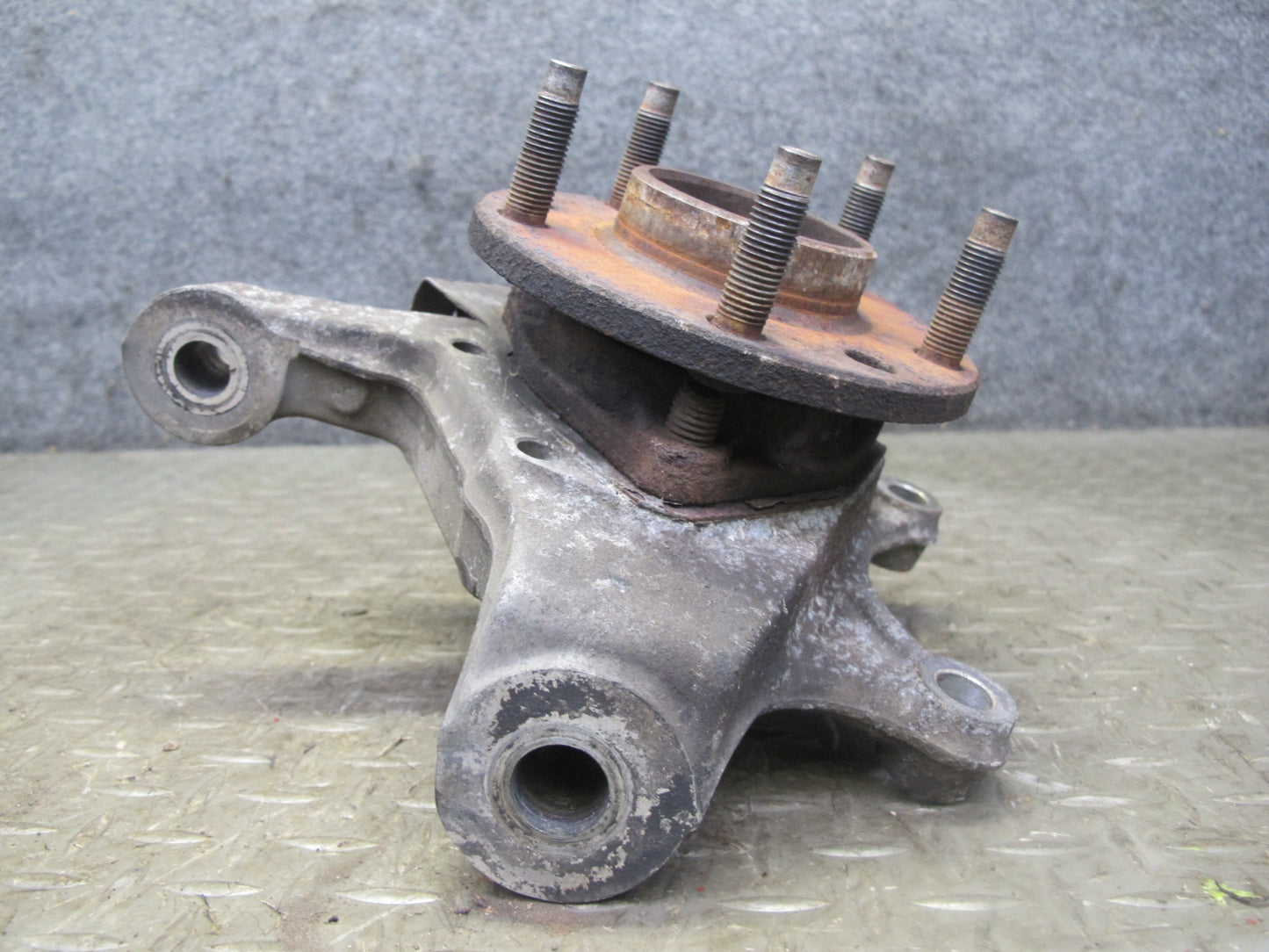 97-04 Chevrolet Corvette C5 Front Left Spindle Knuckle Wheel Hub Bearing OEM