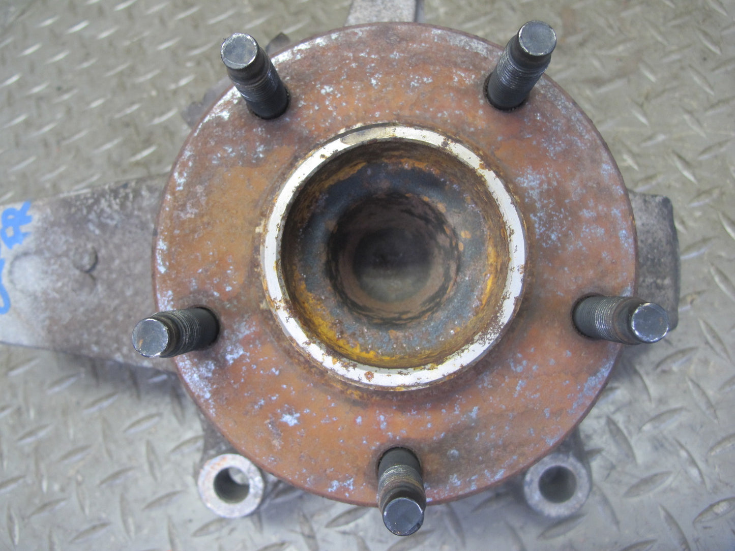 97-04 Chevrolet Corvette C5 Front Right Spindle Knuckle Wheel Hub Bearing OEM