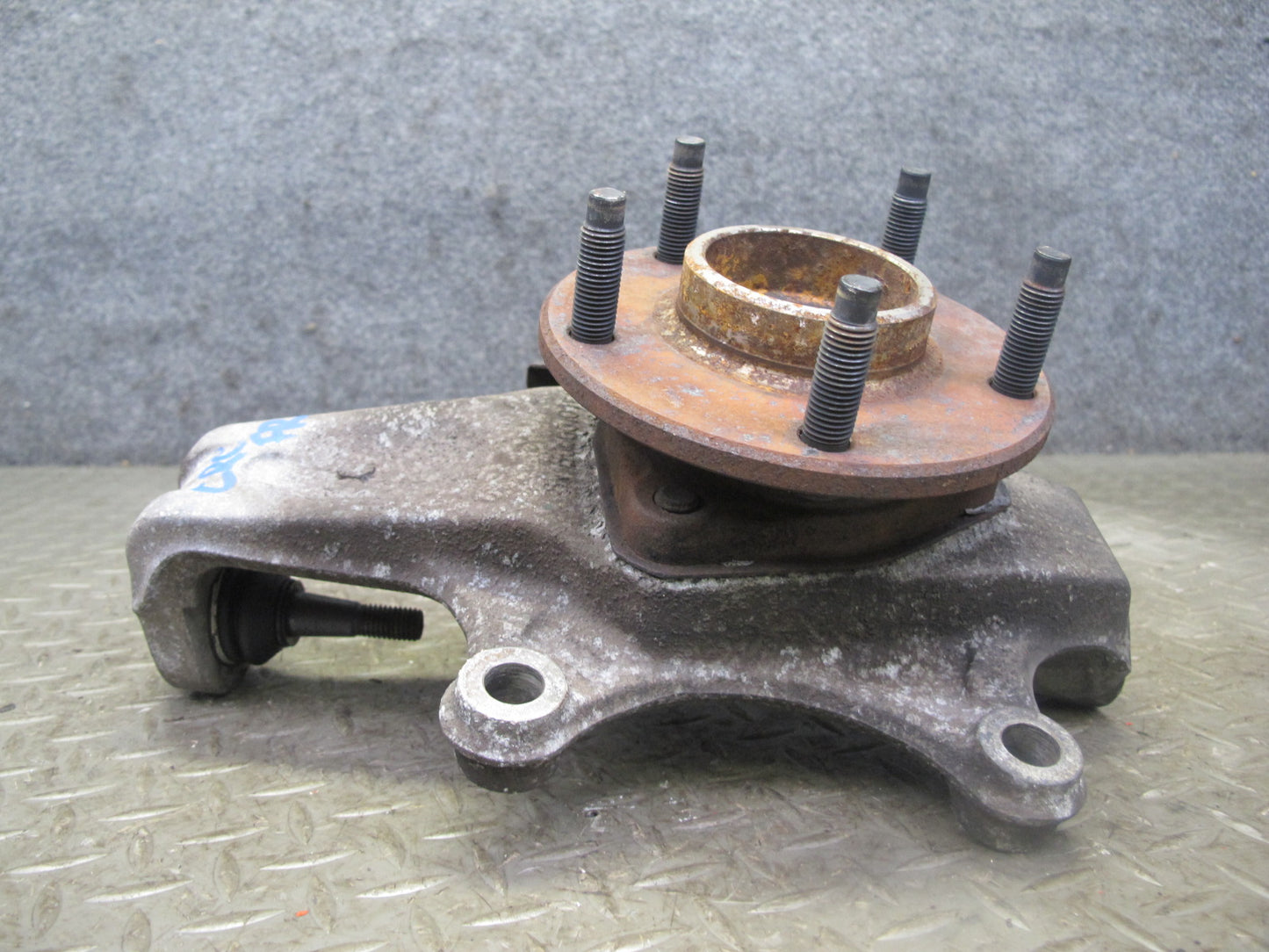 97-04 Chevrolet Corvette C5 Front Right Spindle Knuckle Wheel Hub Bearing OEM