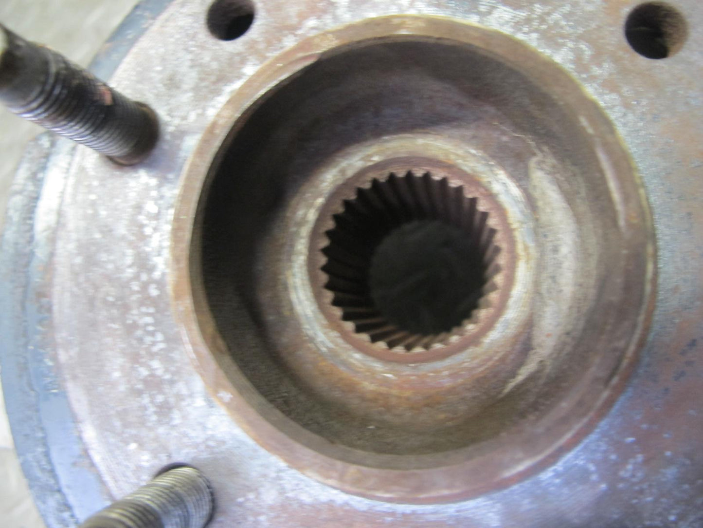 97-04 Chevrolet Corvette C5 Rear Right Spindle Knuckle Wheel Hub Bearing OEM