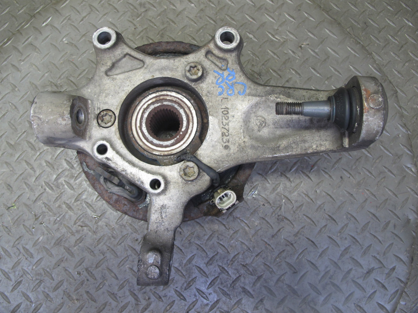 97-04 Chevrolet Corvette C5 Rear Right Spindle Knuckle Wheel Hub Bearing OEM