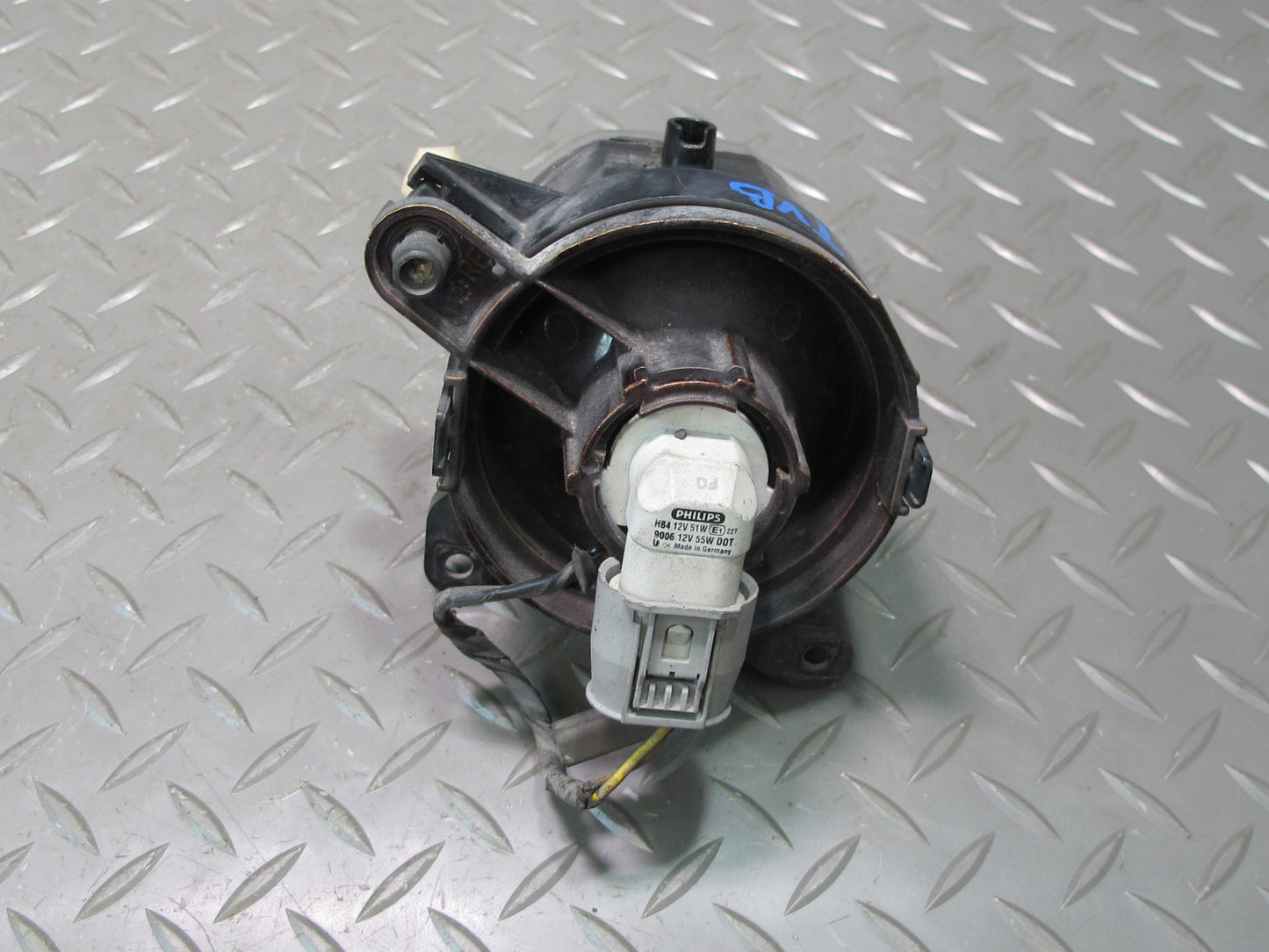 01-06 BMW E46 Convertible Set of 2 Front Left & Right Fog Light Lamp OEM