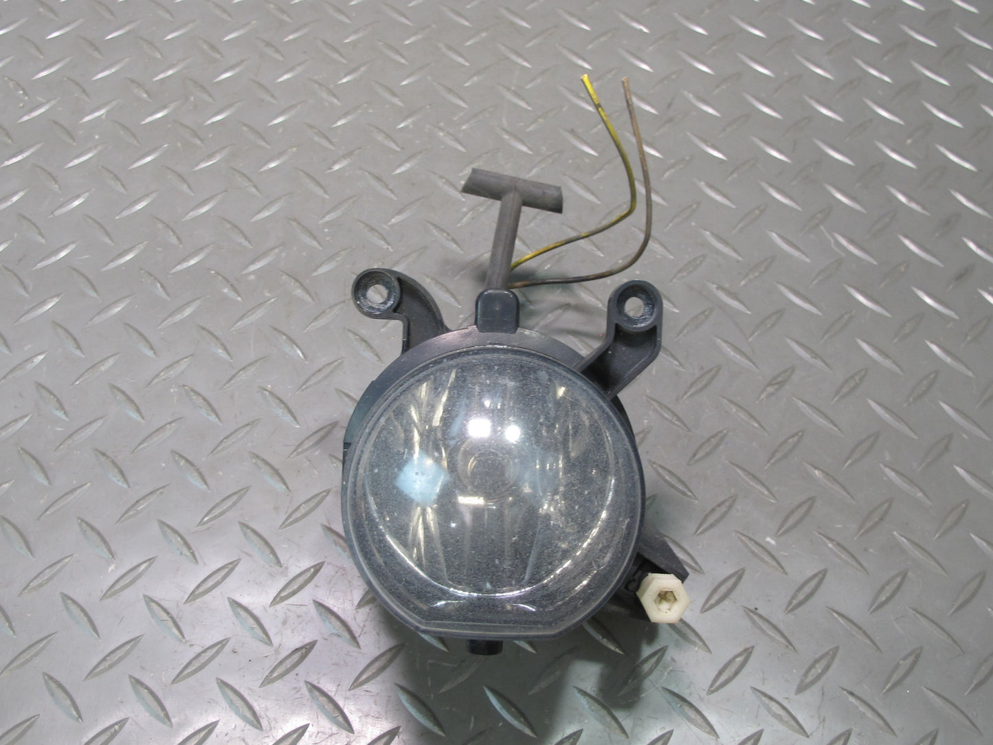 01-06 BMW E46 Convertible Set of 2 Front Left & Right Fog Light Lamp OEM