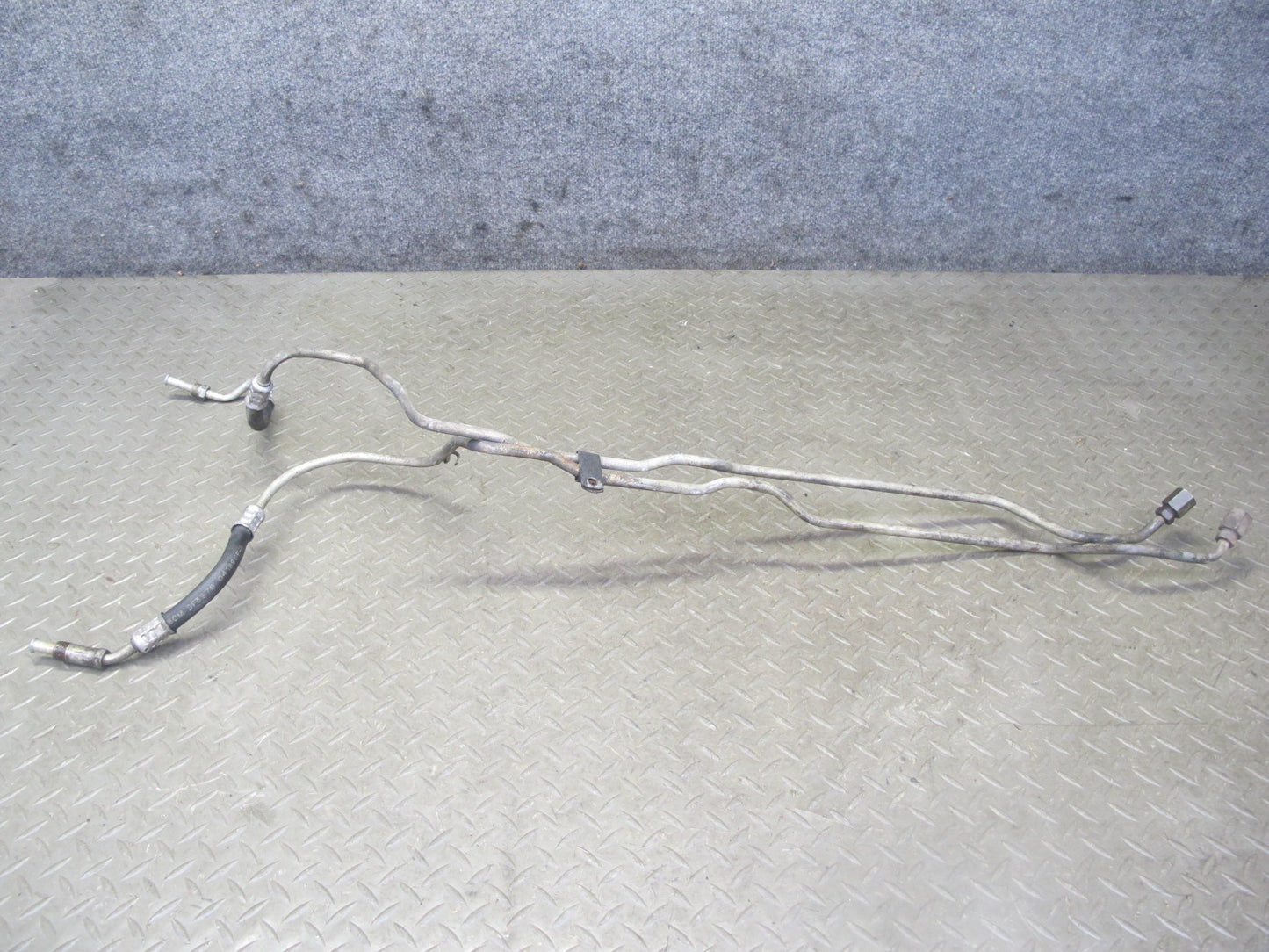 97-04 Chevrolet Corvette C5 A/T Auto Transmission Oil Cooler Pipe Line Set OEM