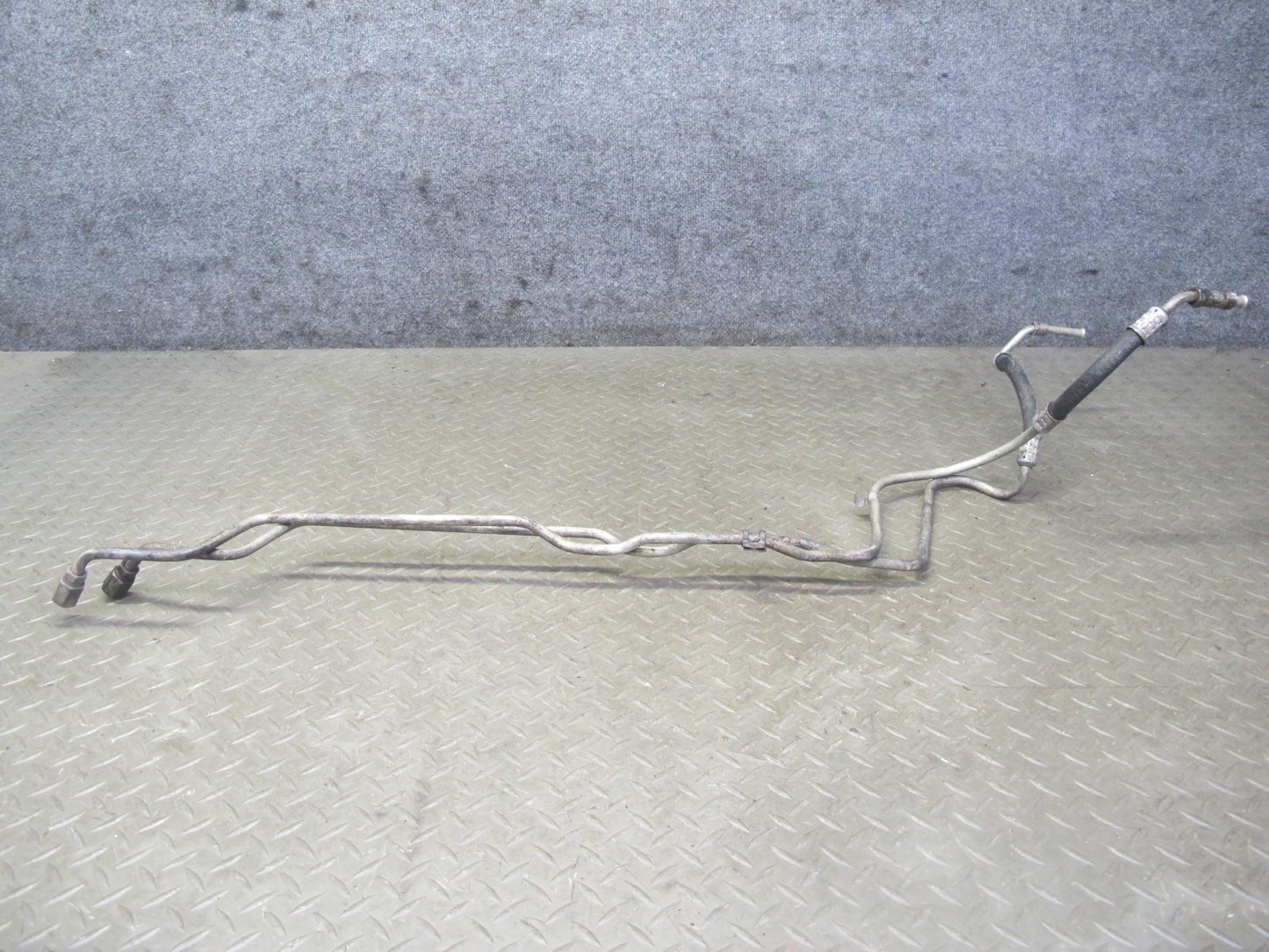 97-04 Chevrolet Corvette C5 A/T Auto Transmission Oil Cooler Pipe Line Set OEM